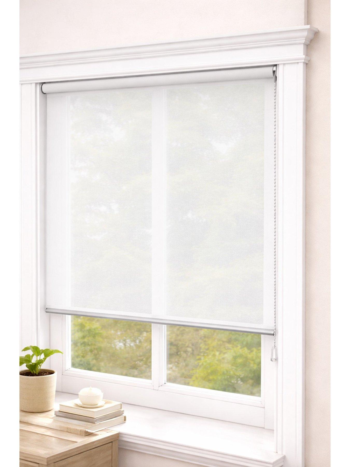 Image 6 of 7 of The Very Collection Sheer Roller Blind 60x160