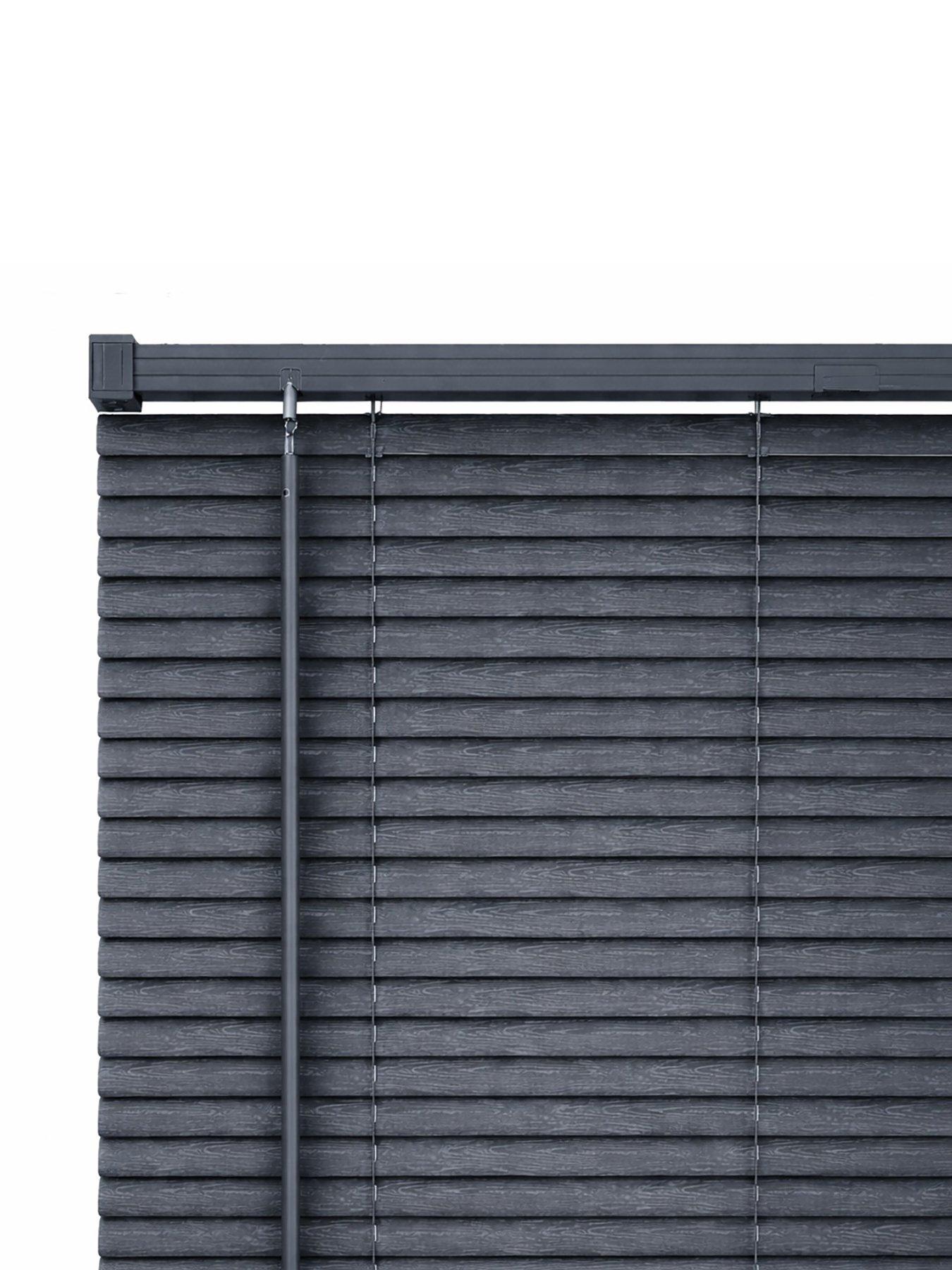 The Very Collection Venetian Blind 90x160 Textured Wood Effect Pvc