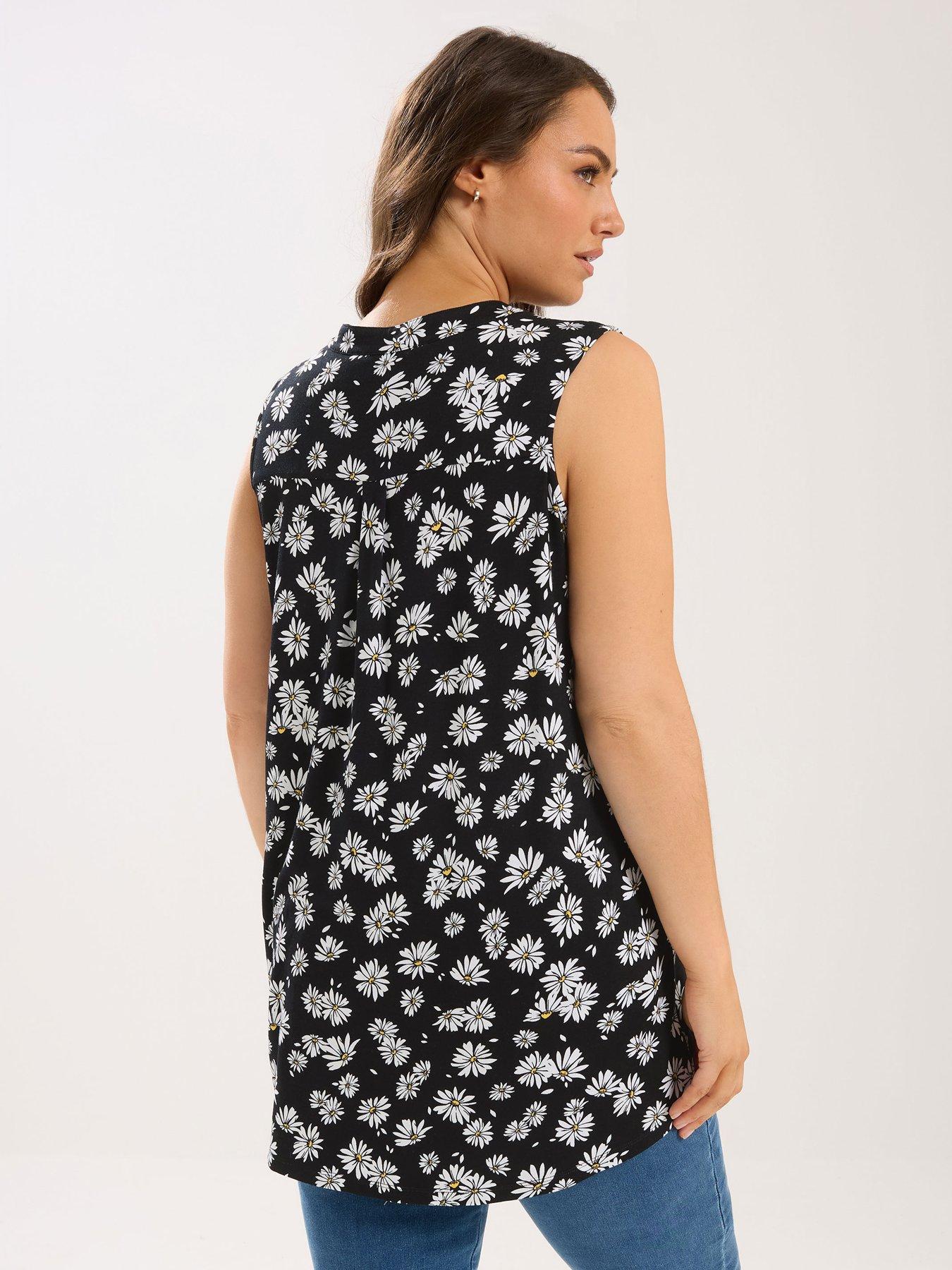 Image 2 of 5 of Yours Curve Sleeveless Blouse