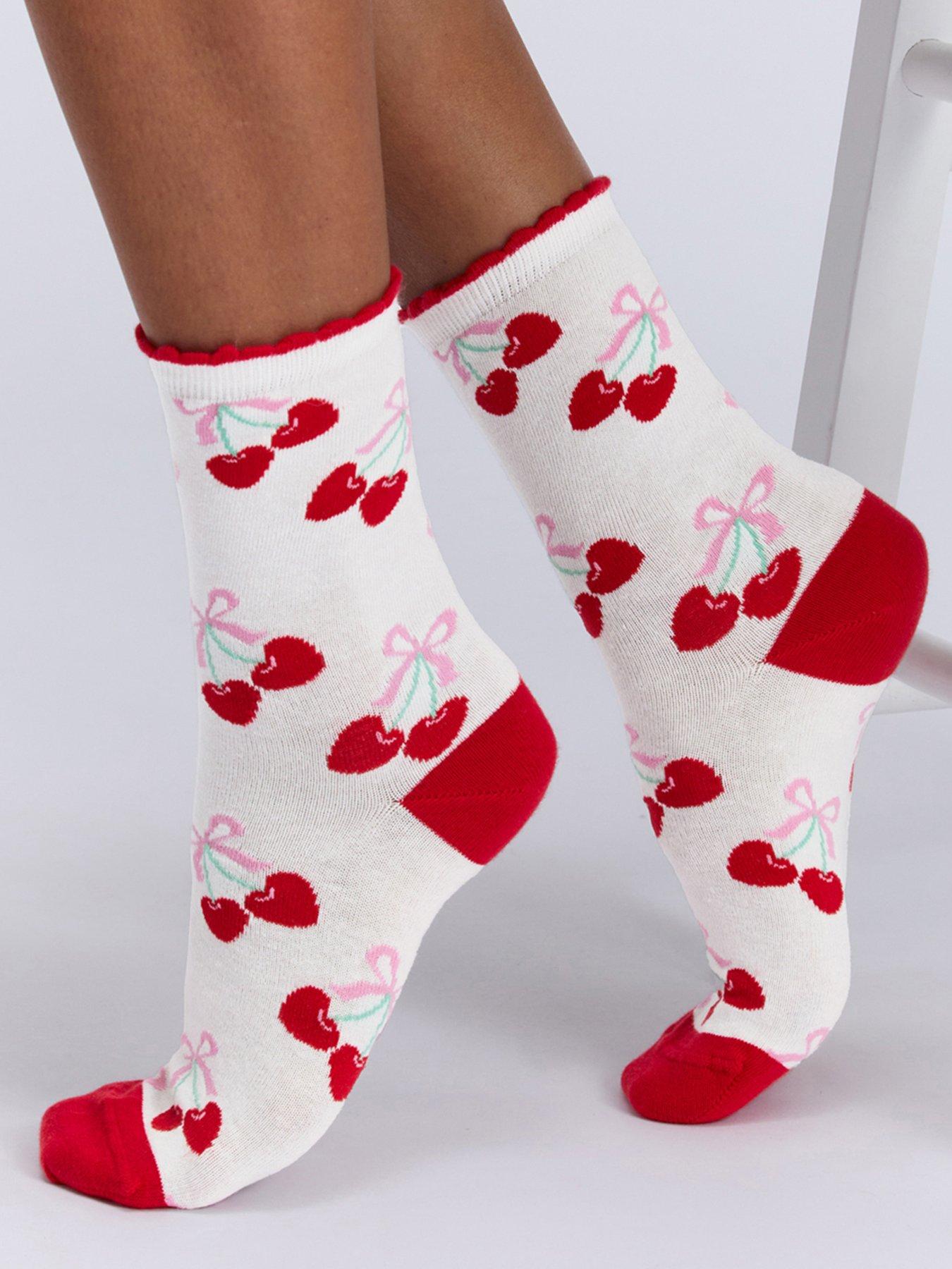 Image 5 of 7 of Boux Avenue Cherry &amp; Hearts 4pk Gift Box - Red Mix