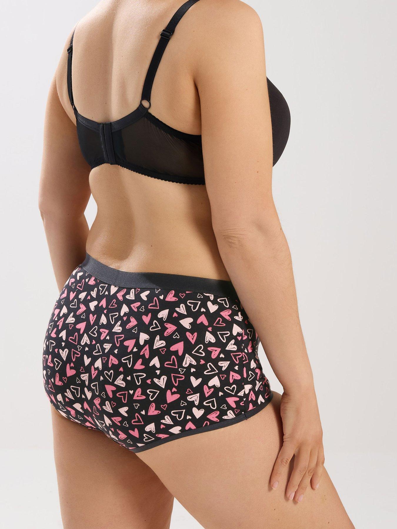 Image 2 of 6 of Yours Curve 5 Pack Sketch Heart Short