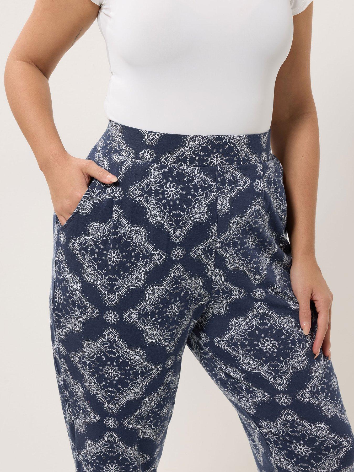 Image 4 of 4 of Yours Curve Double Pleat Harem Trousers - Blue