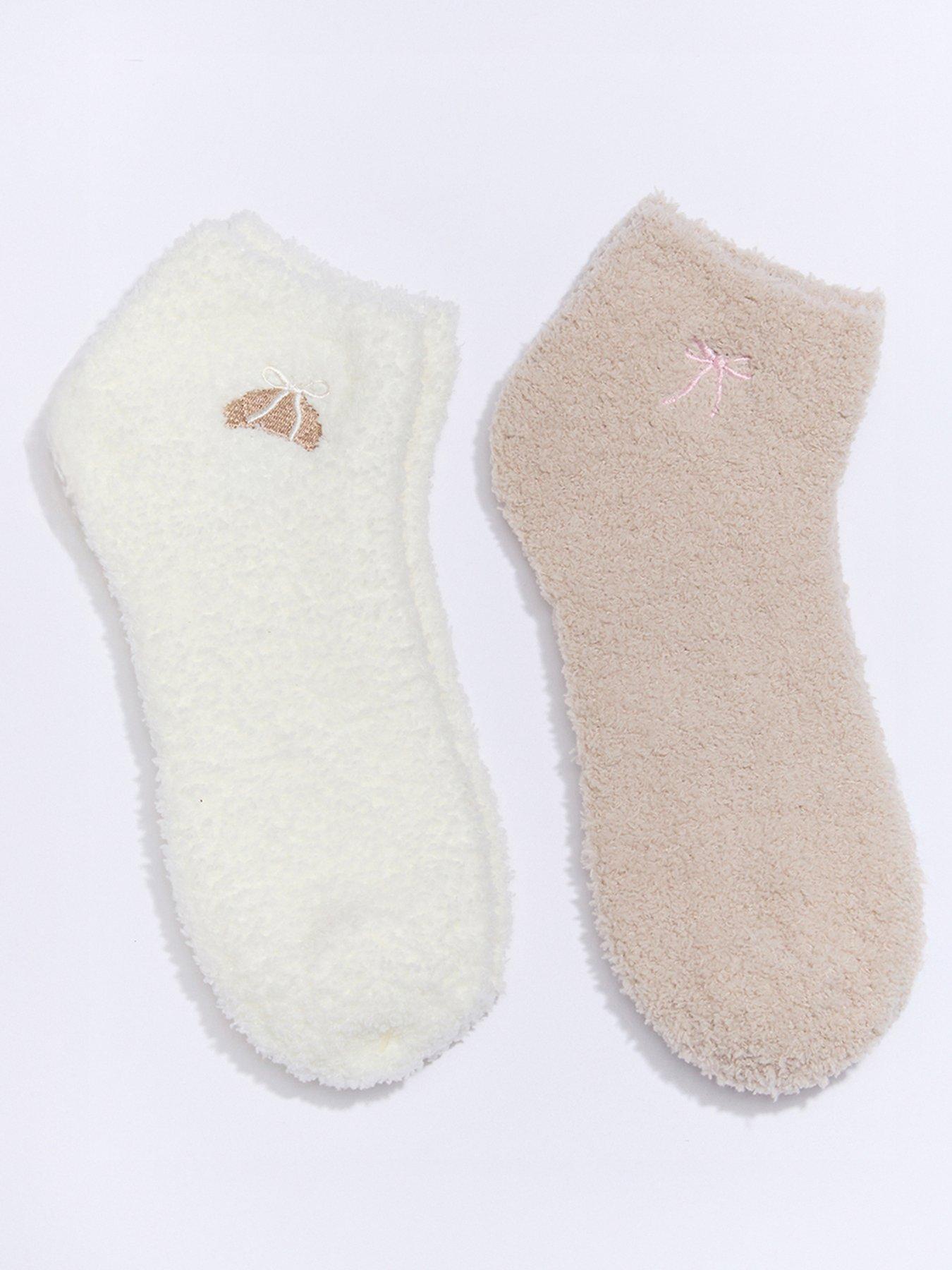 Boux Avenue Croissant & Bow Fluffy Trainer Socks 2 Pack - Oatmeal