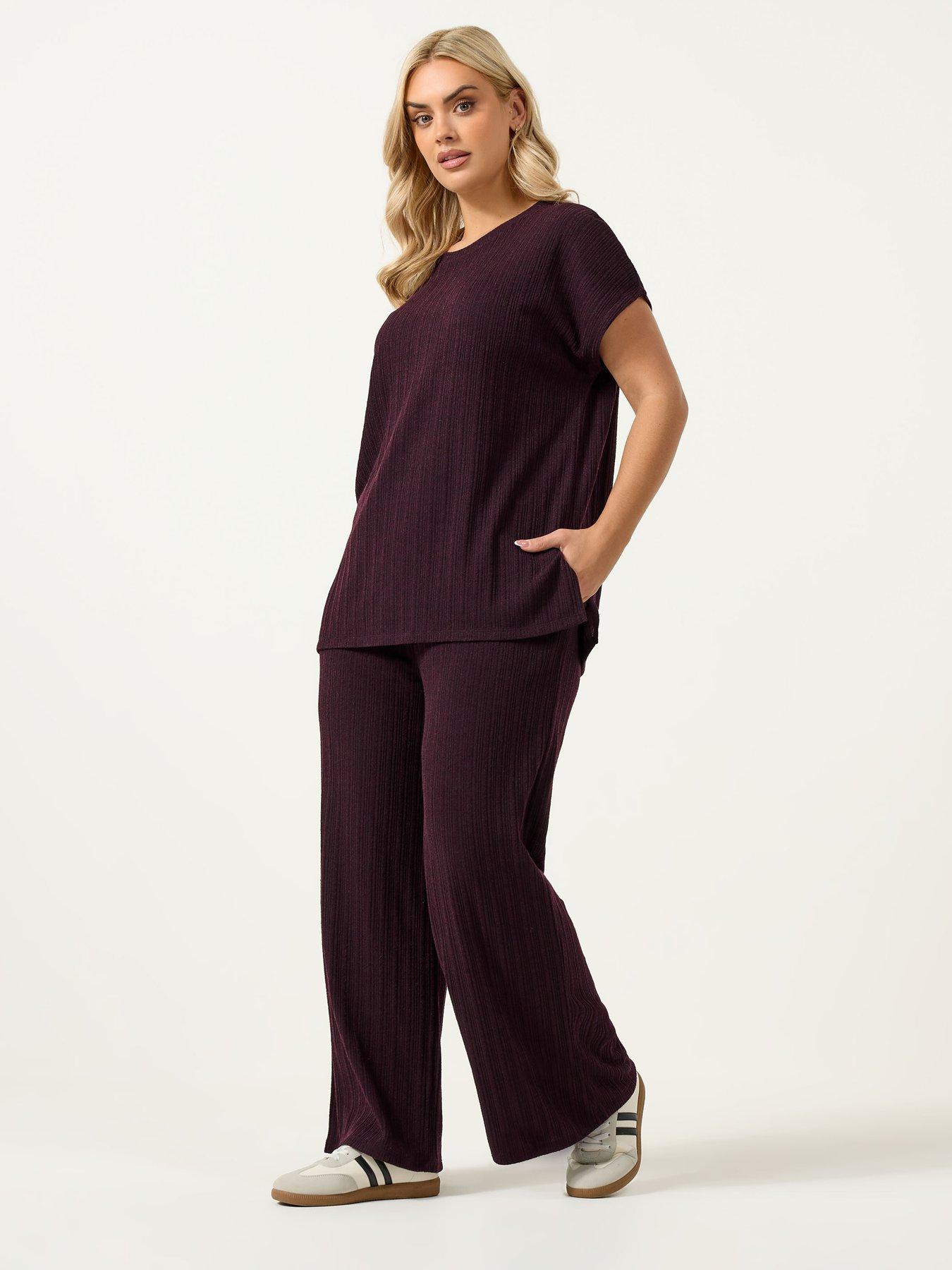 Image 3 of 5 of Yours Curve Knitted 2 Piece T-shirt Co Ord