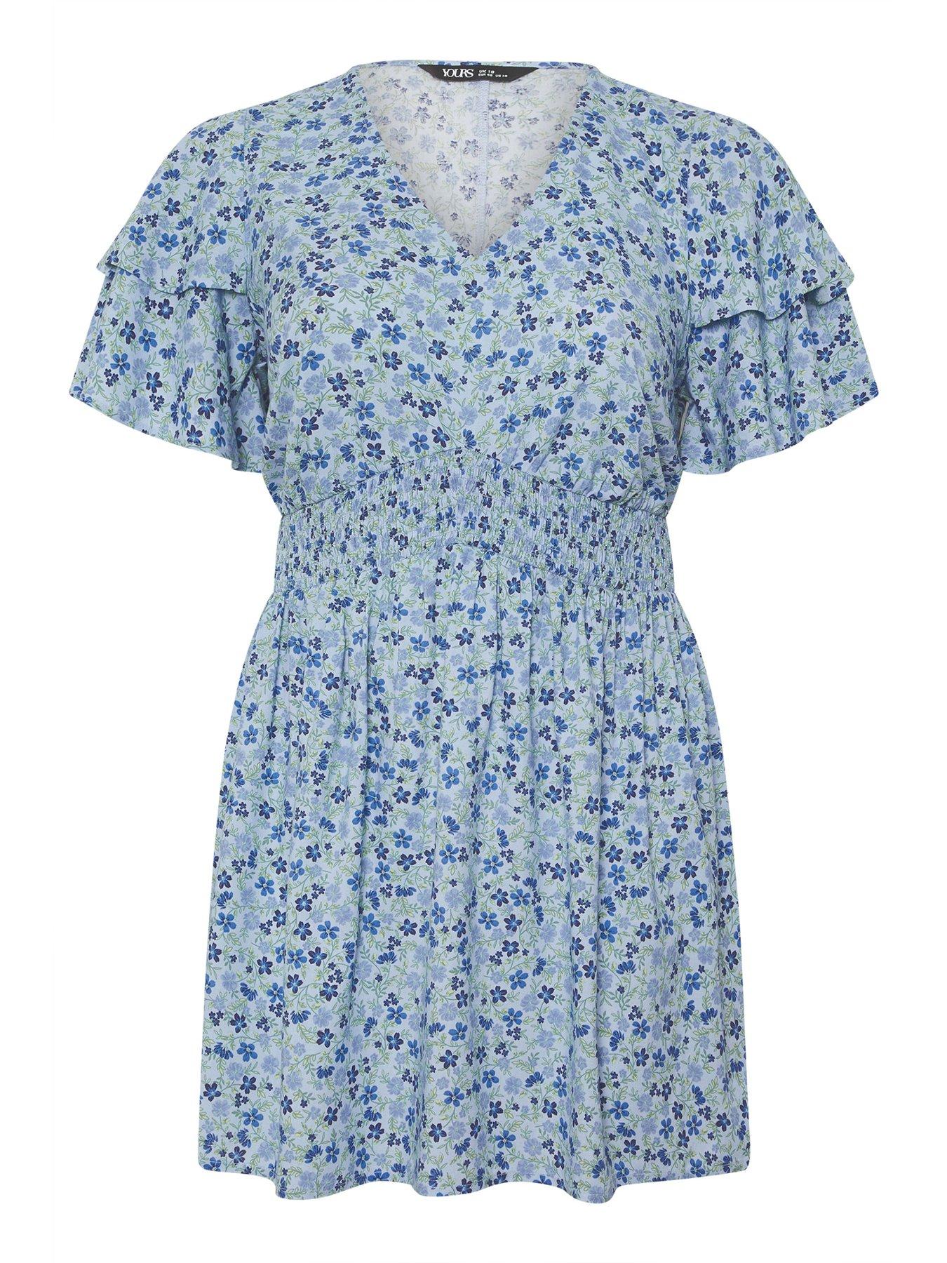 Image 5 of 5 of Yours Curve Ditsy Flutter Sleeve Top