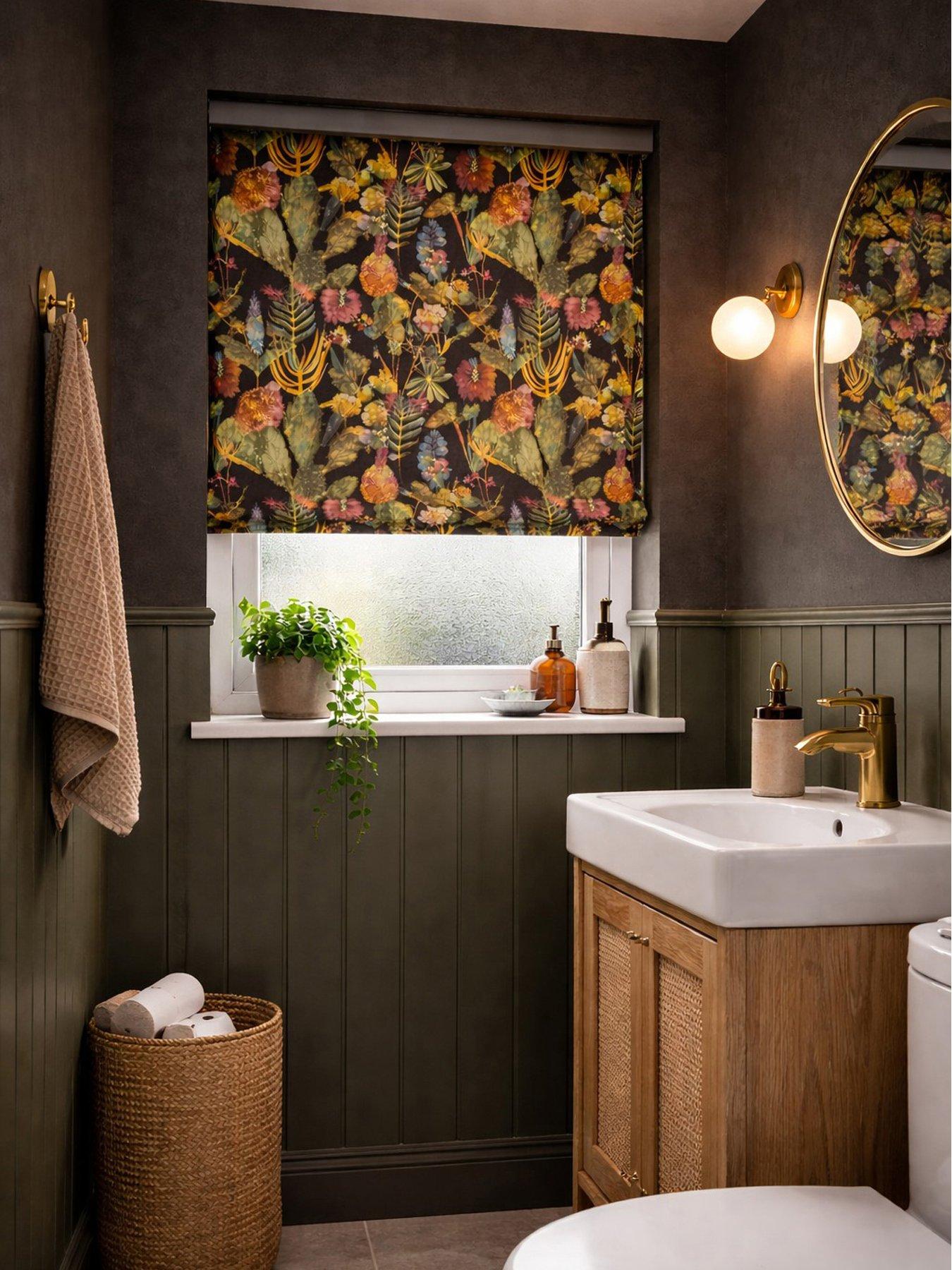 Image 1 of 5 of The Very Collection Tropical Plants Roller Blind 120x160