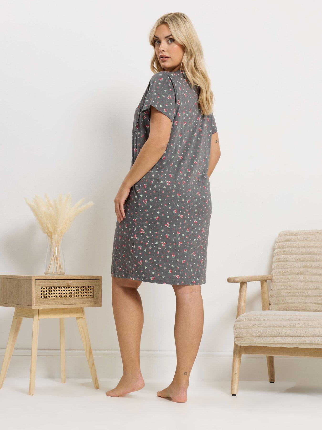 Image 2 of 5 of Yours Curve Ditsy Placket Nightdress