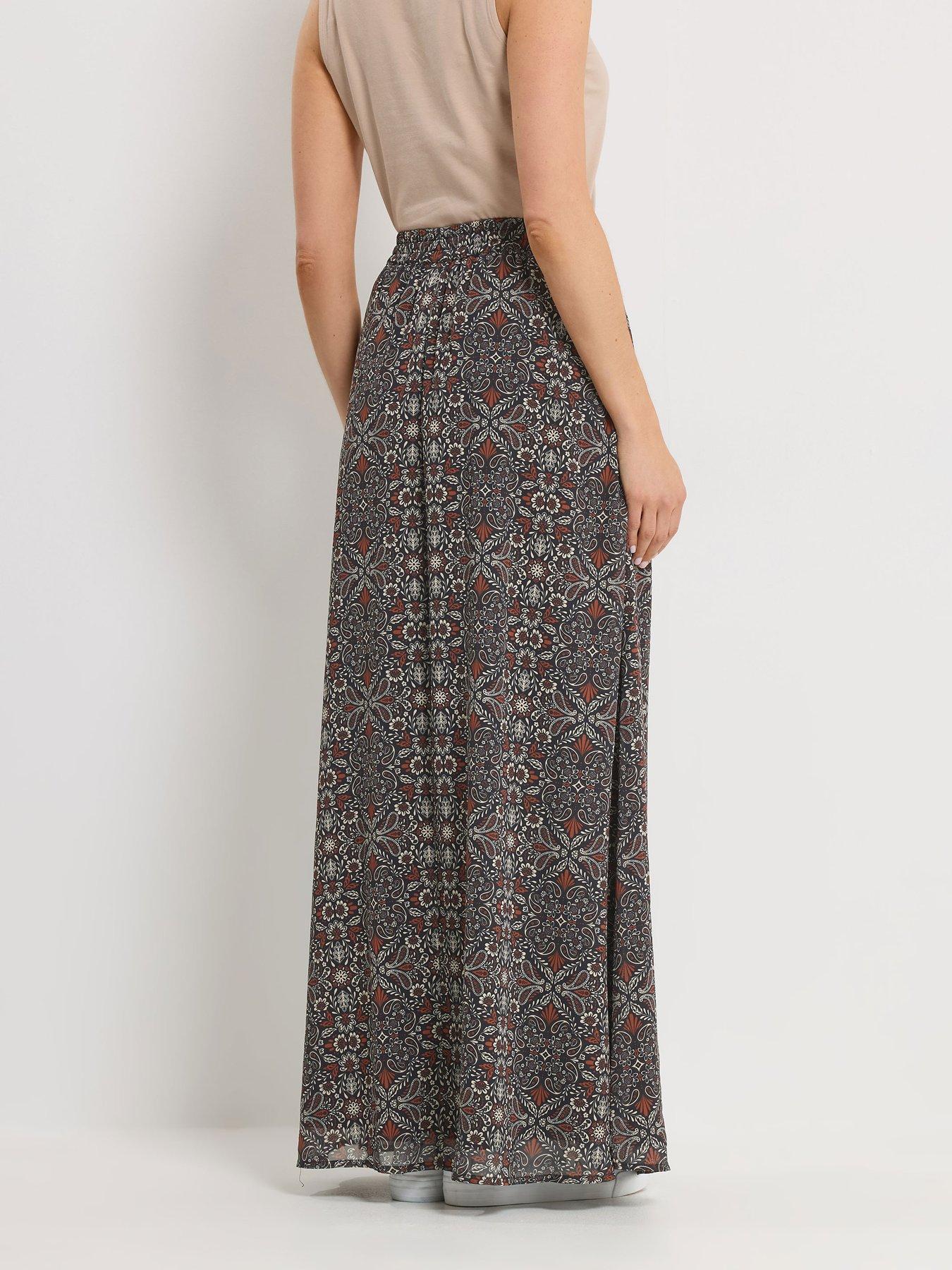 Image 2 of 5 of Long Tall Sally Boho Tie Waist Maxi Skirt - Black
