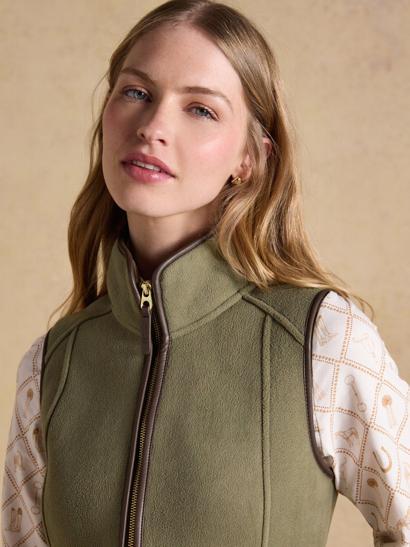 Image 4 of 7 of Joules Heritage Gilet - Green