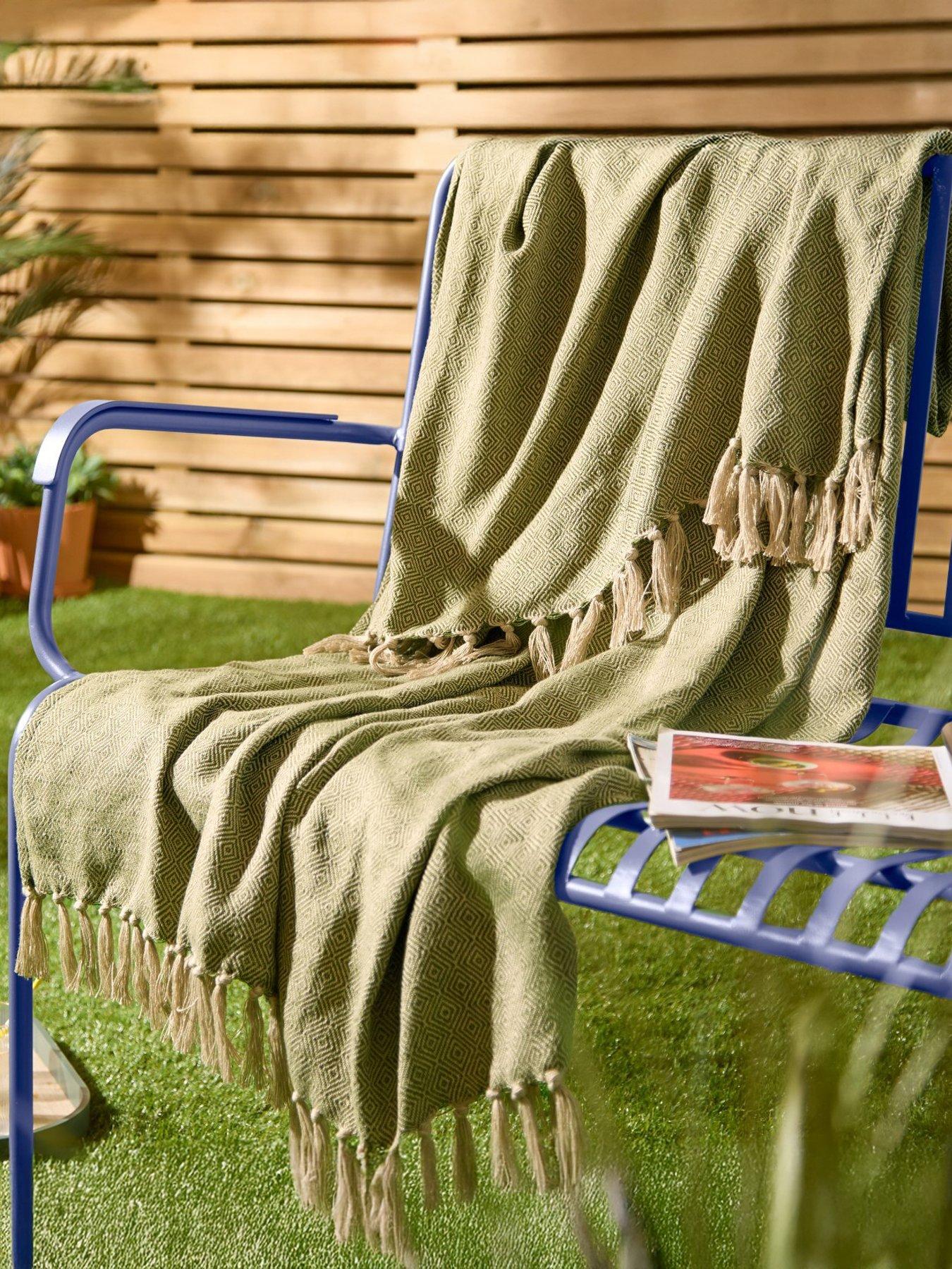 Furn Dessa 130X180 Outdoor Throw