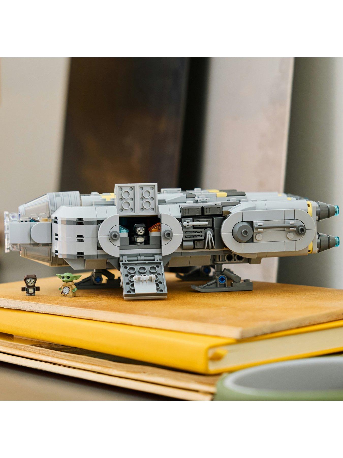 LEGO Star Wars Anzellan Starship Building Toy 75445 | Very
