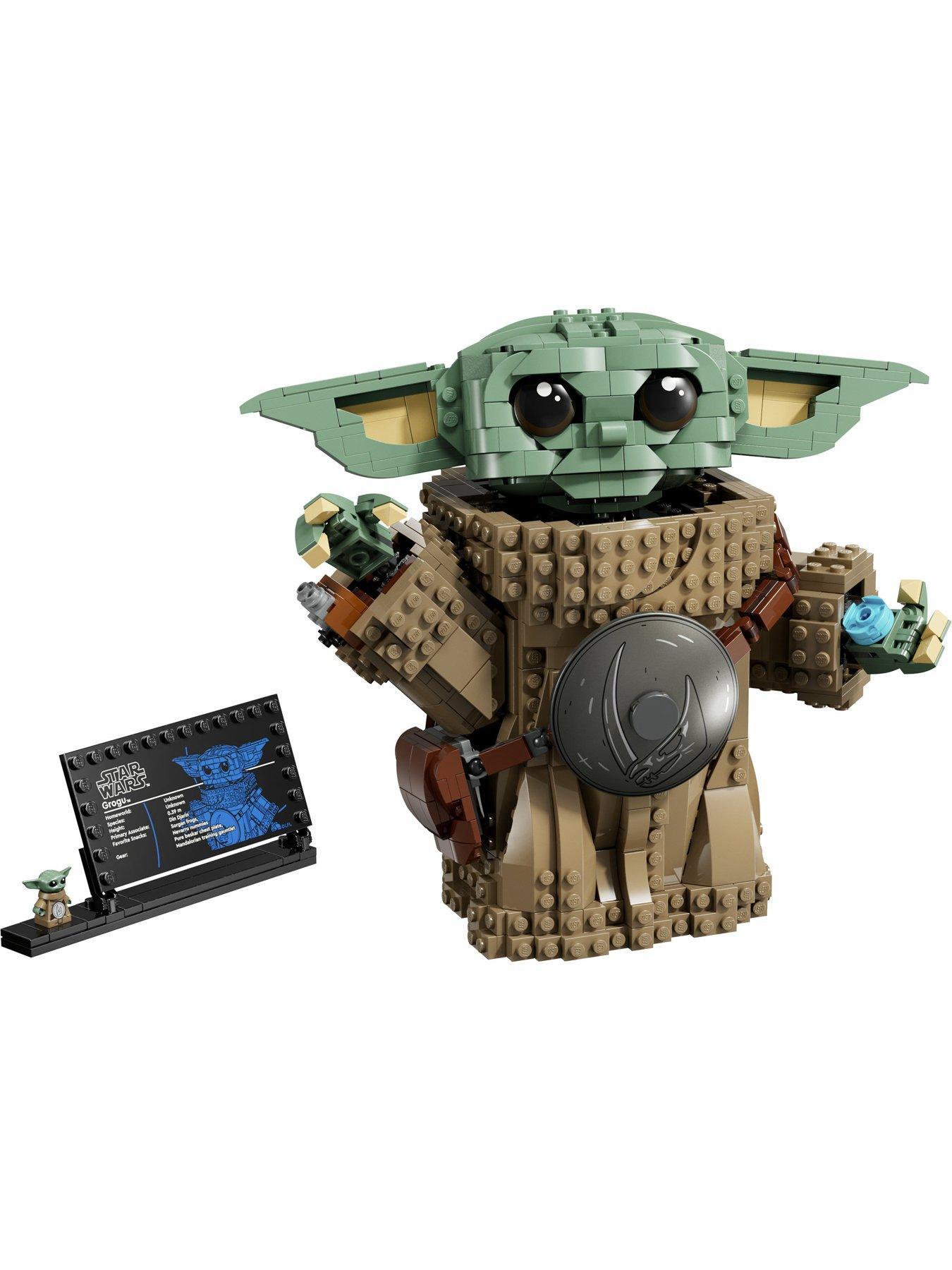Image 2 of 8 of LEGO Star Wars Grogu&trade; (Mandalorian Apprentice) Set 75446