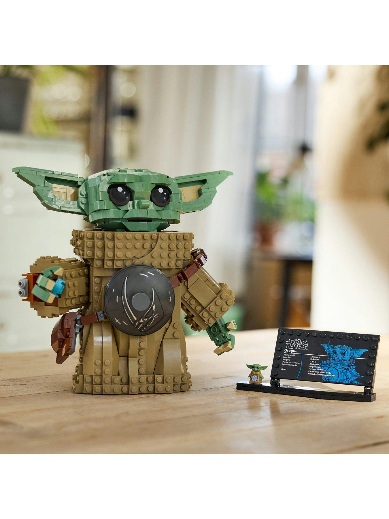 Image 6 of 8 of LEGO Star Wars Grogu&trade; (Mandalorian Apprentice) Set 75446