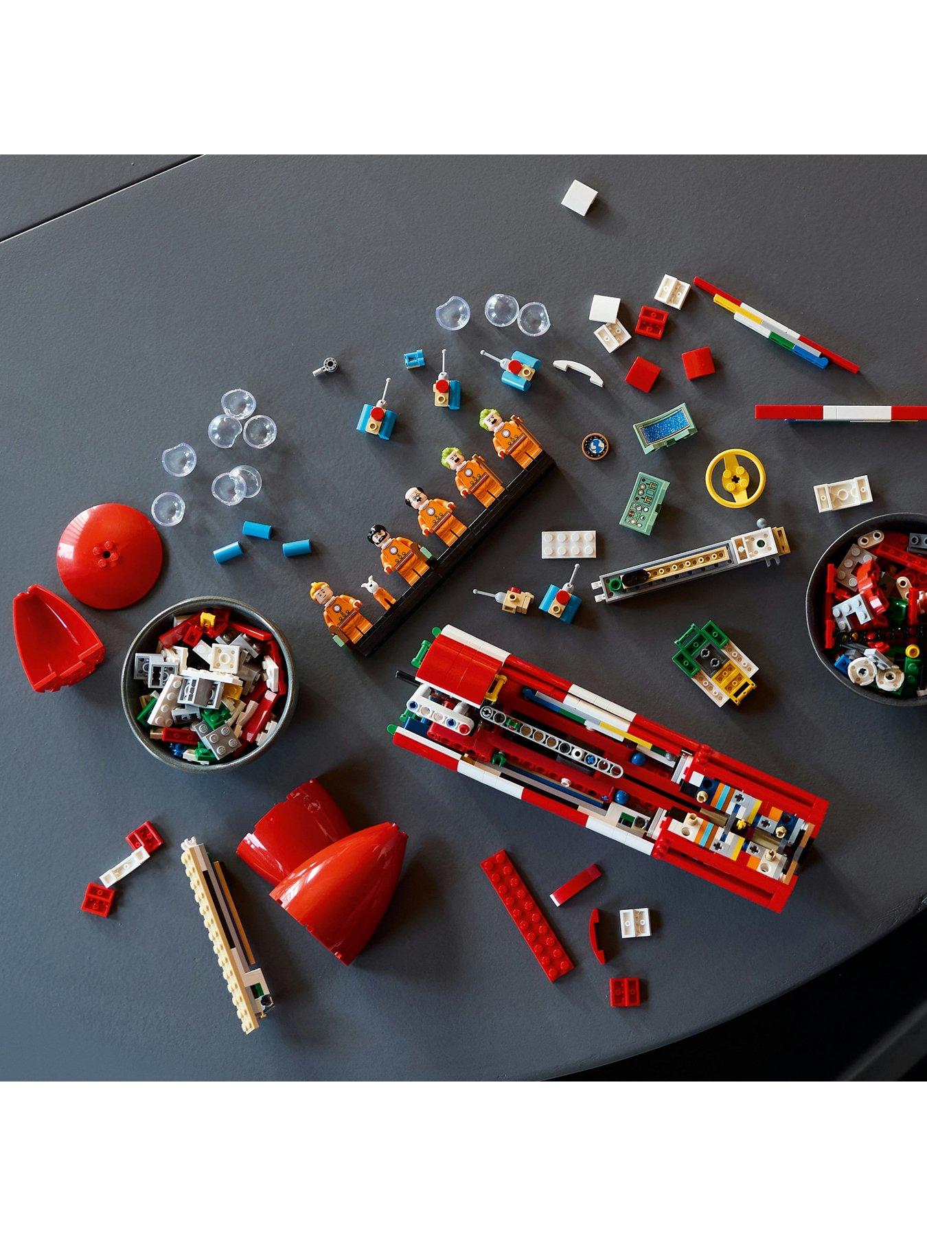 Image 5 of 8 of LEGO Ideas Tintin Moon Rocket Model Kit 21367