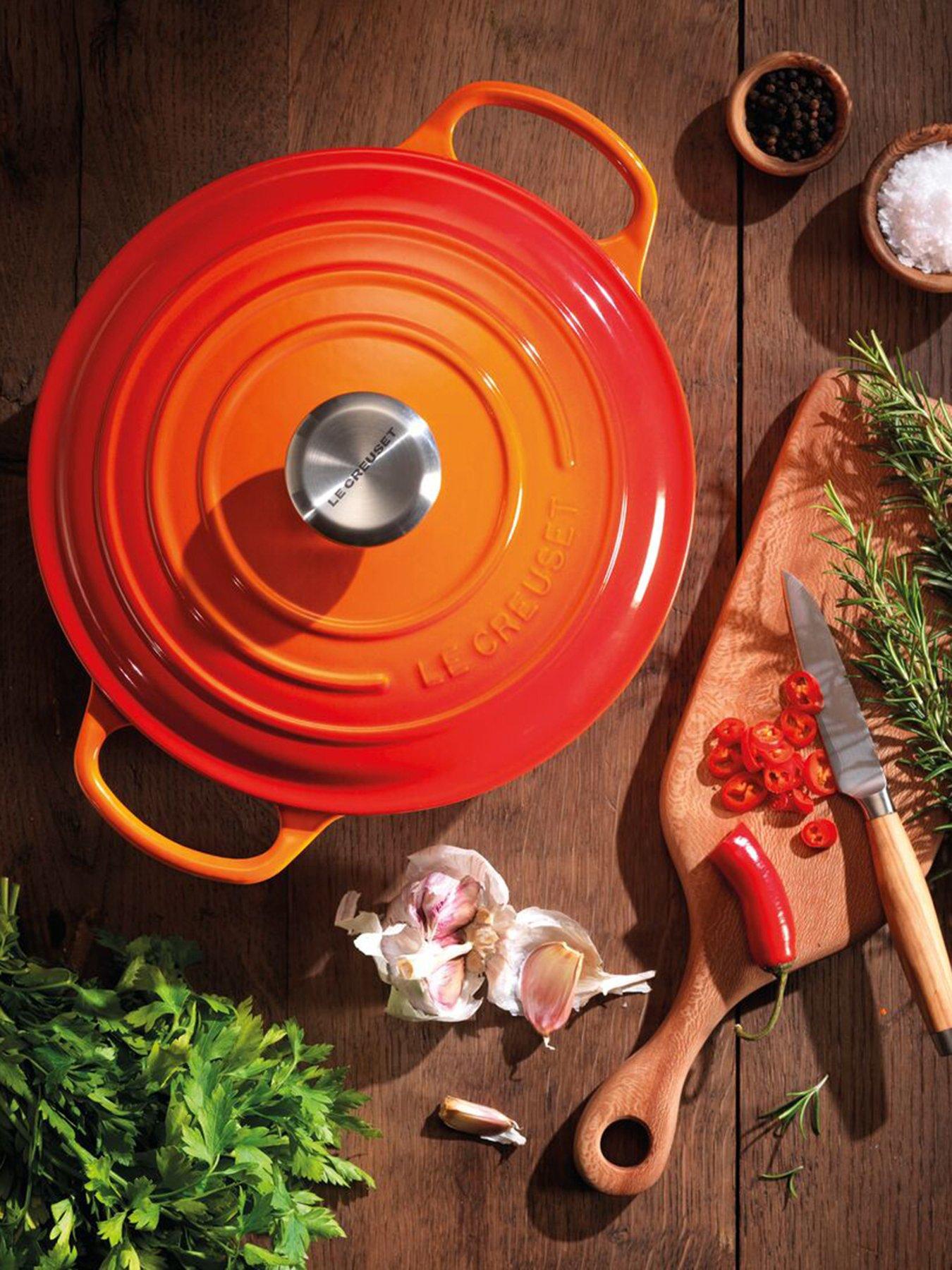 Le Creuset Signature Cast Iron Round Casserole 24cm Volcanic