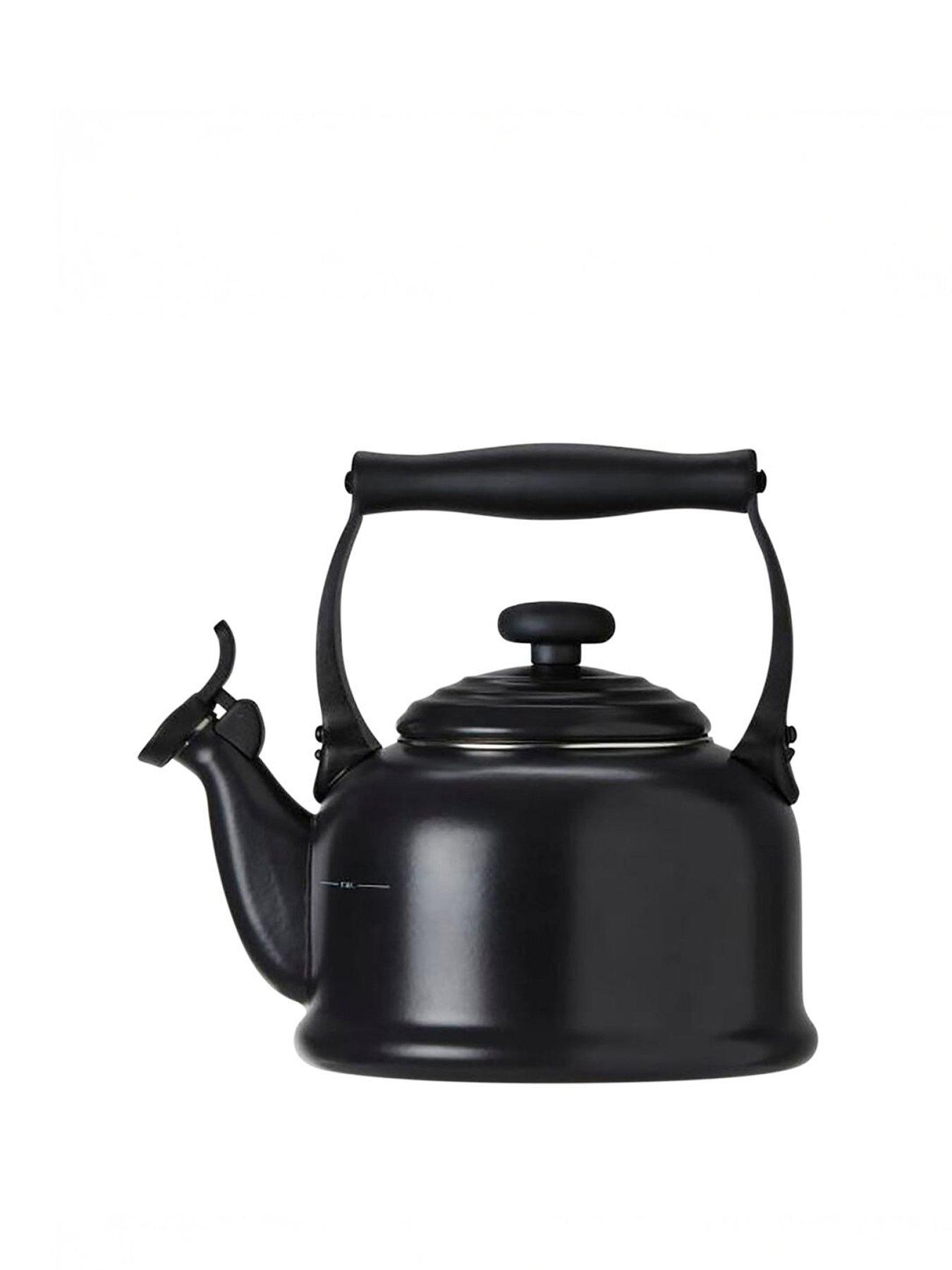 Image 2 of 4 of Le Creuset Traditional Kettle 2.1L