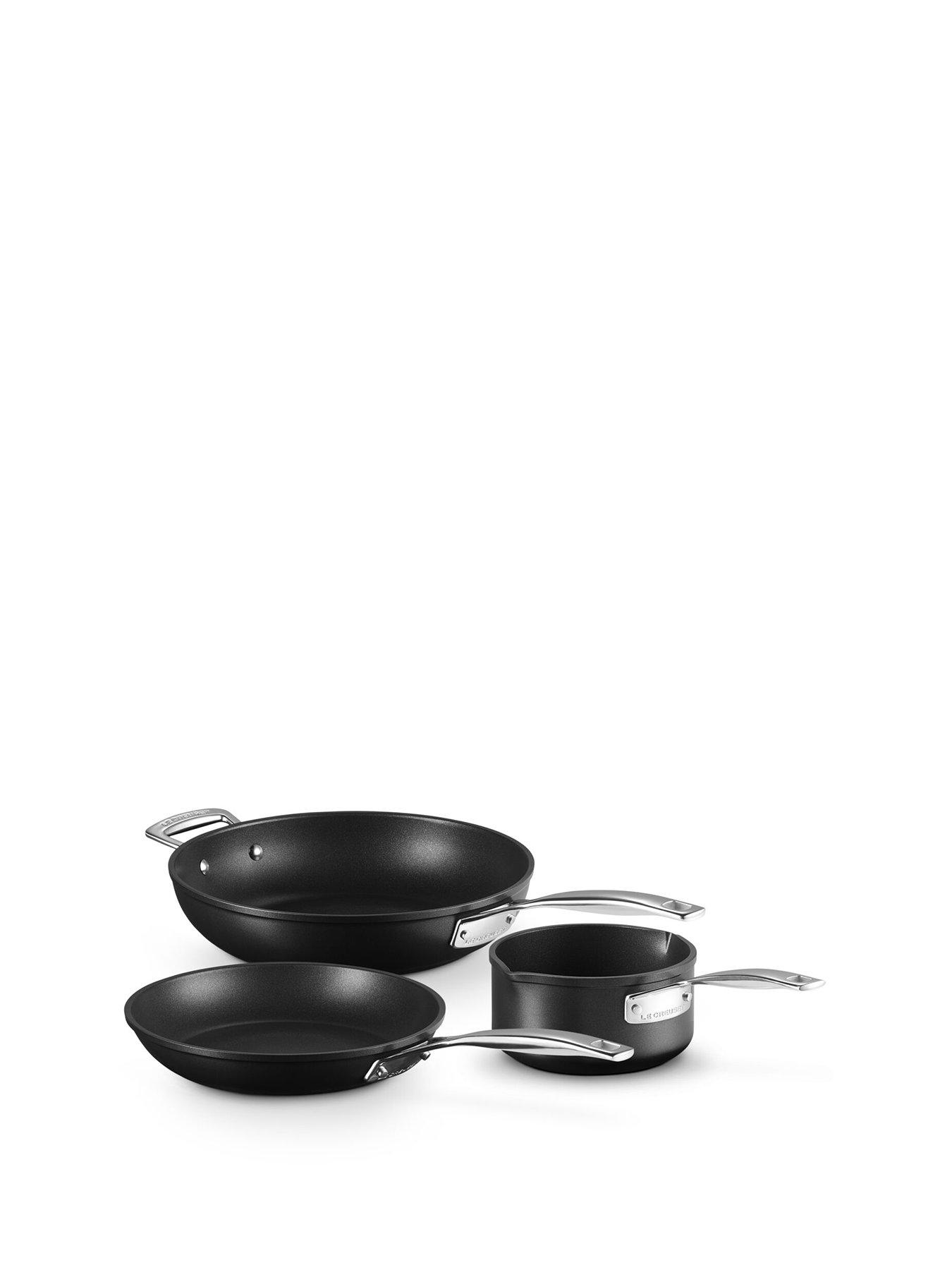le-creuset-toughened-non-stick-3-piece-cookware-set