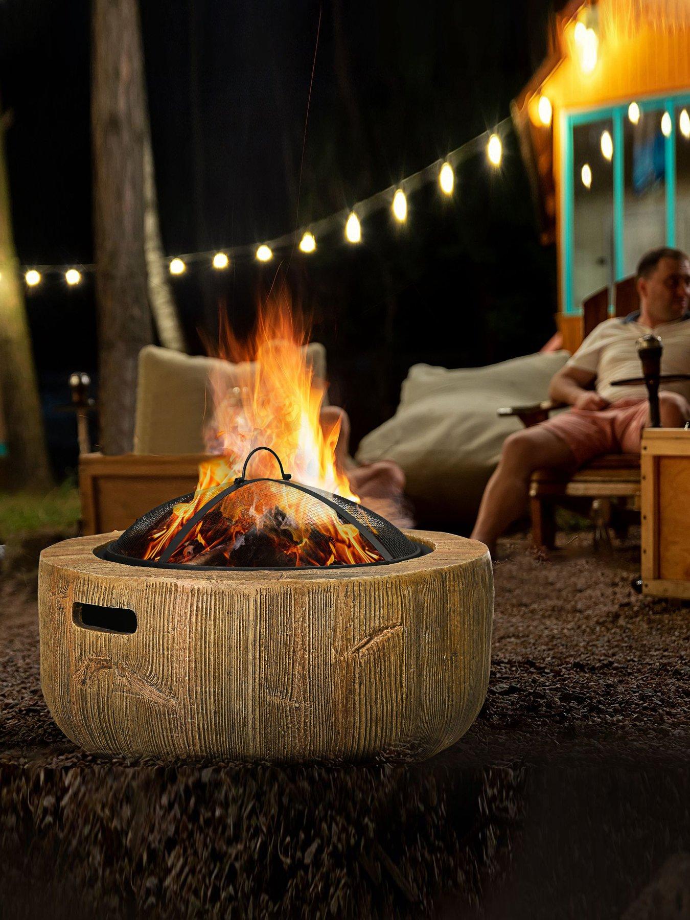 OutSunny Fire Pit - L 61.5 x W 61.5 x H 39 cm