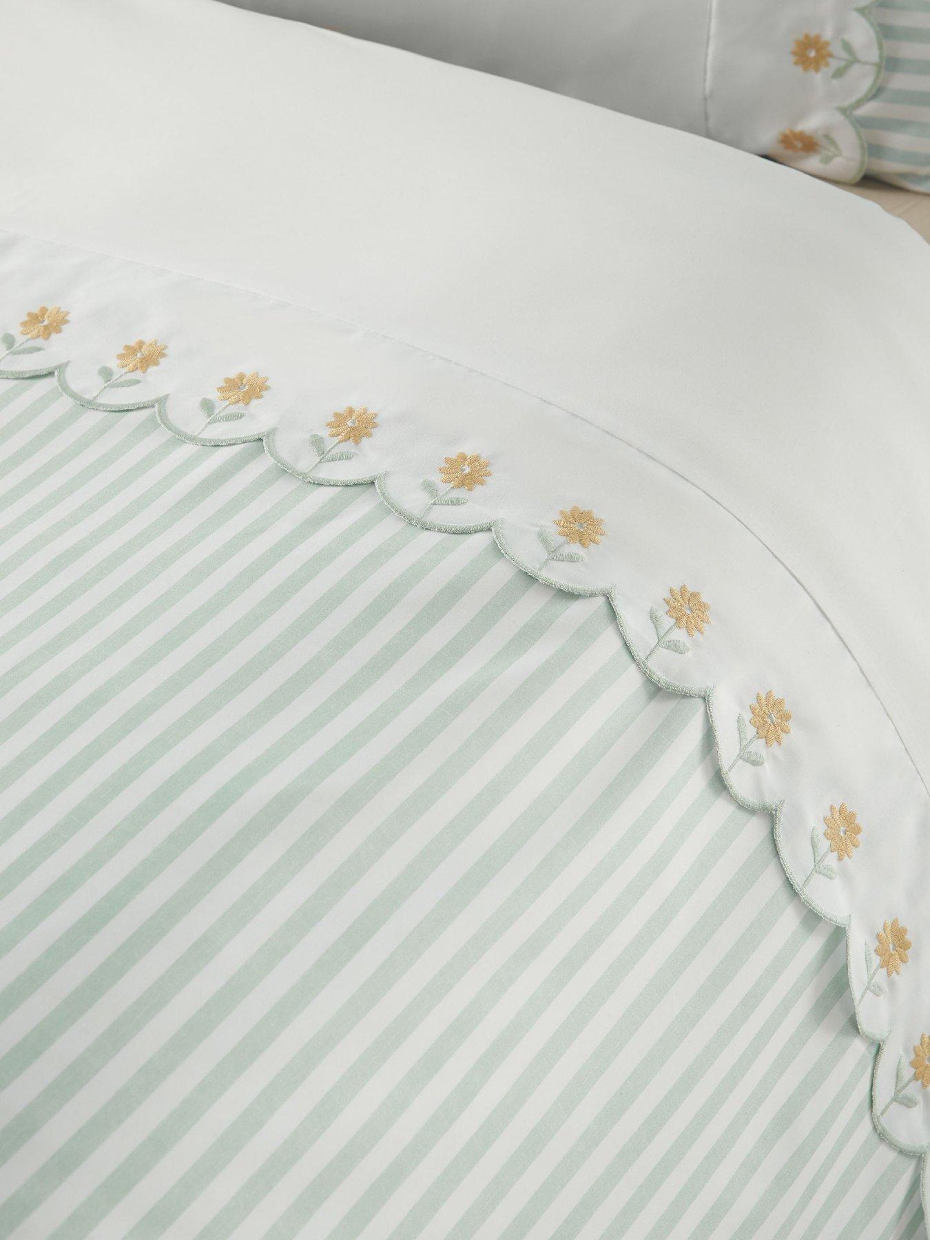 Image 5 of 5 of Catherine Lansfield Embroidered Daisy Duvet Set Sage