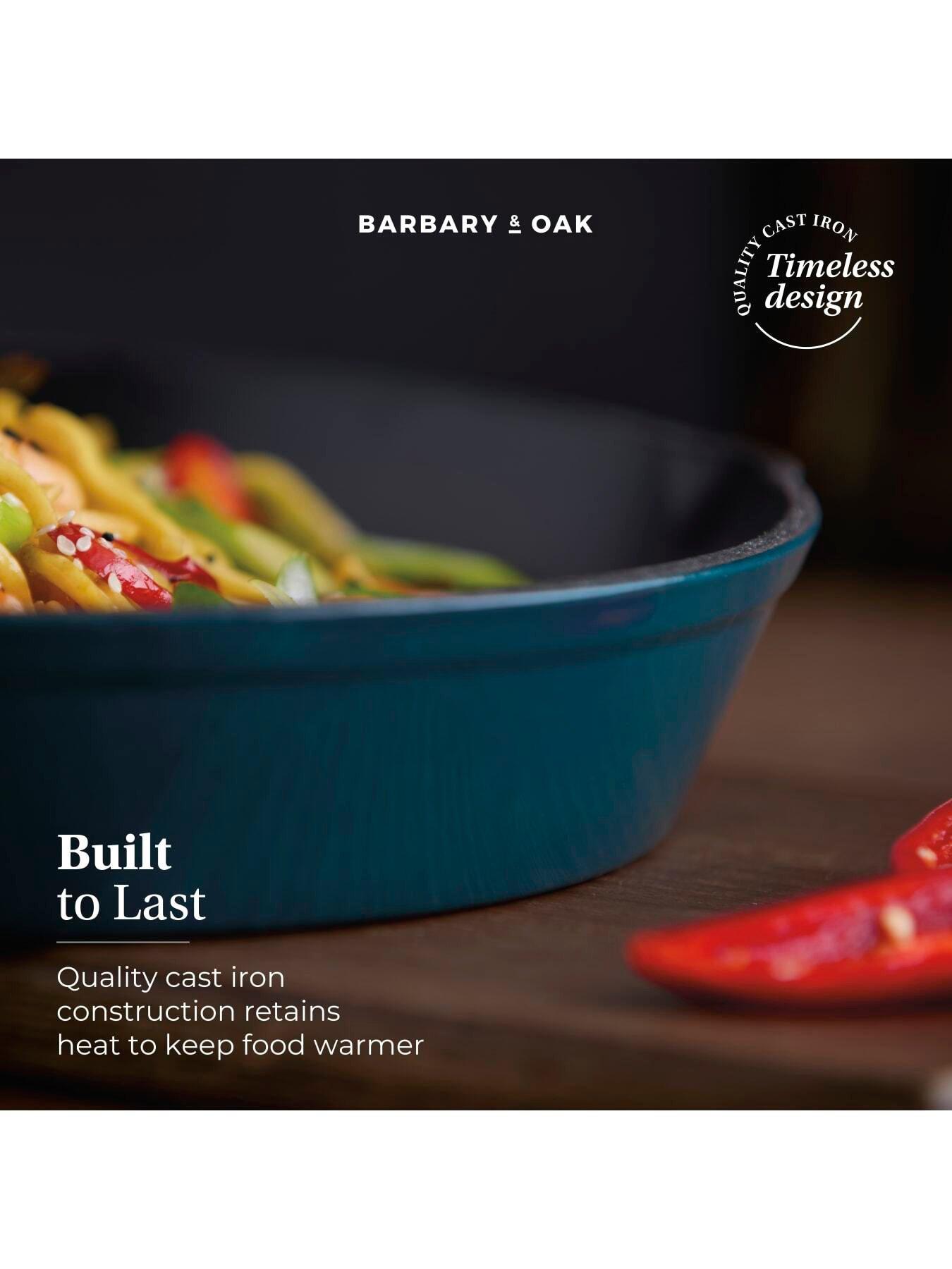 Image 3 of 8 of Barbary & Oak Nattura 26cm Cast Iron Round Pan With Dual Side Spouts, Agave