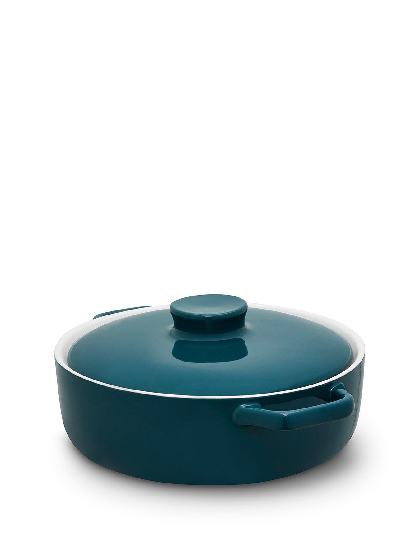 Barbary & Oak Nattura 23.5cm Shallow Casserole, Easy Grip Handles, Agave