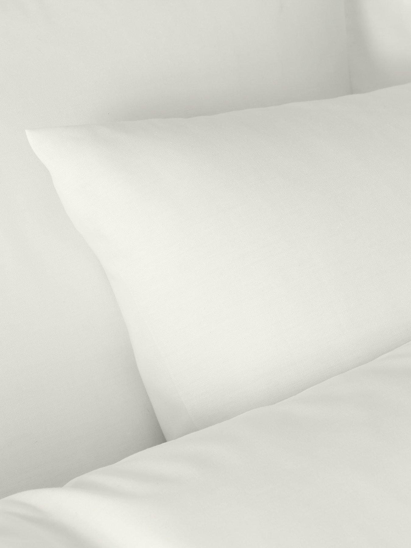 Image 3 of 4 of Bianca 180 Thread Count Egyptian Cotton Standard Pillowcase Pair Cream