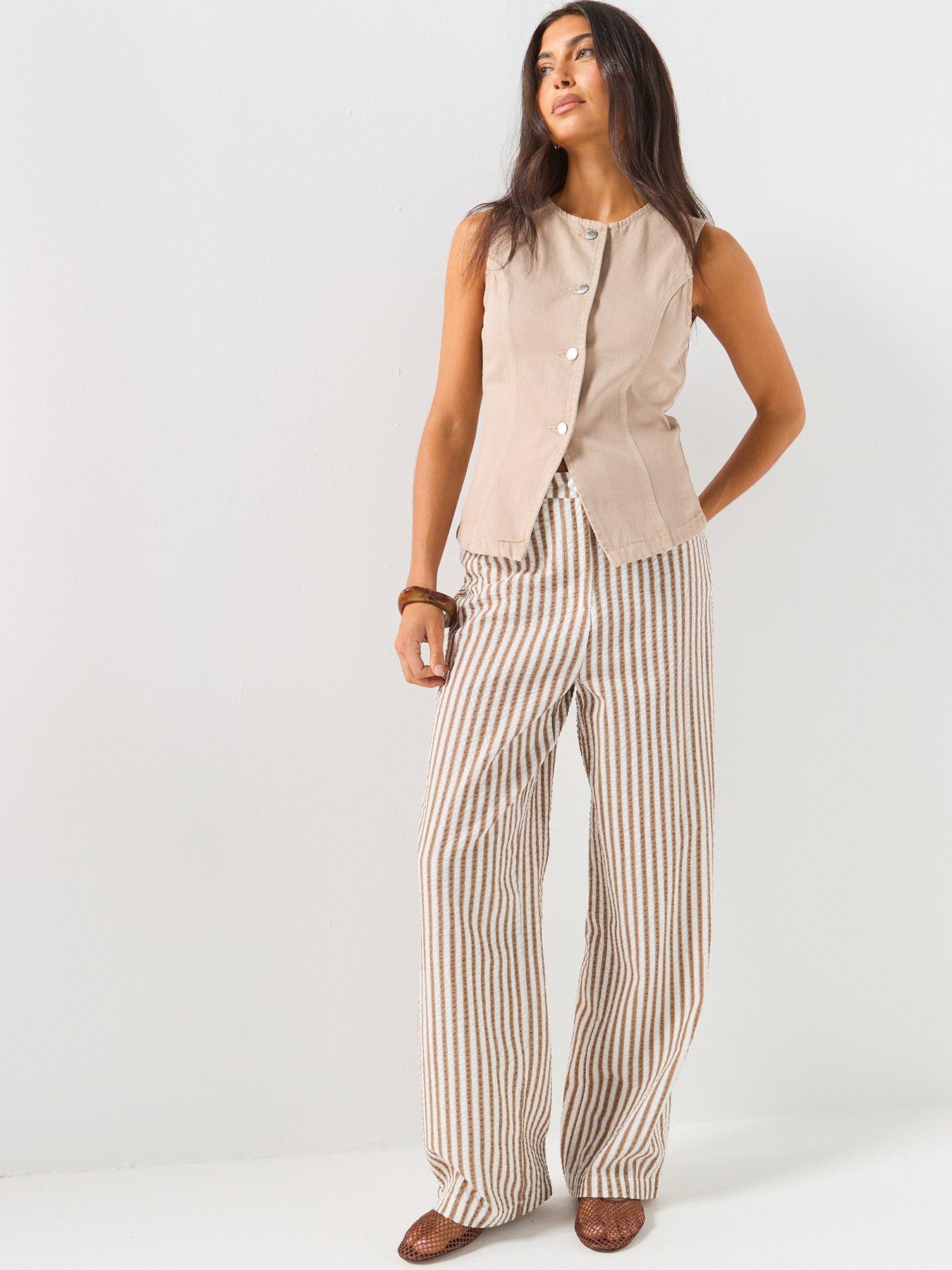 Image 3 of 5 of Only Onleverly S/l Waistcoat Cc Pnt