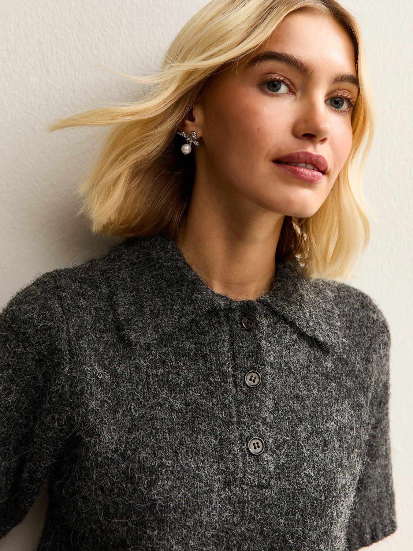 Image 4 of 6 of New Look Textured Knit Polo Collar Top - Grey