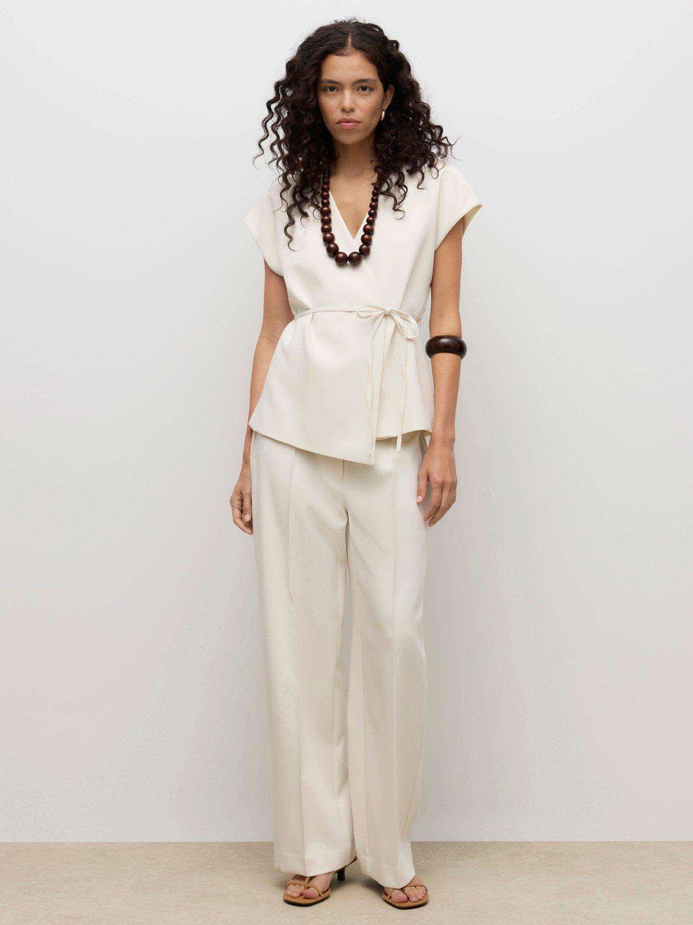 Image 3 of 4 of Vero Moda Awvannah V-neck Midi Waistcoat