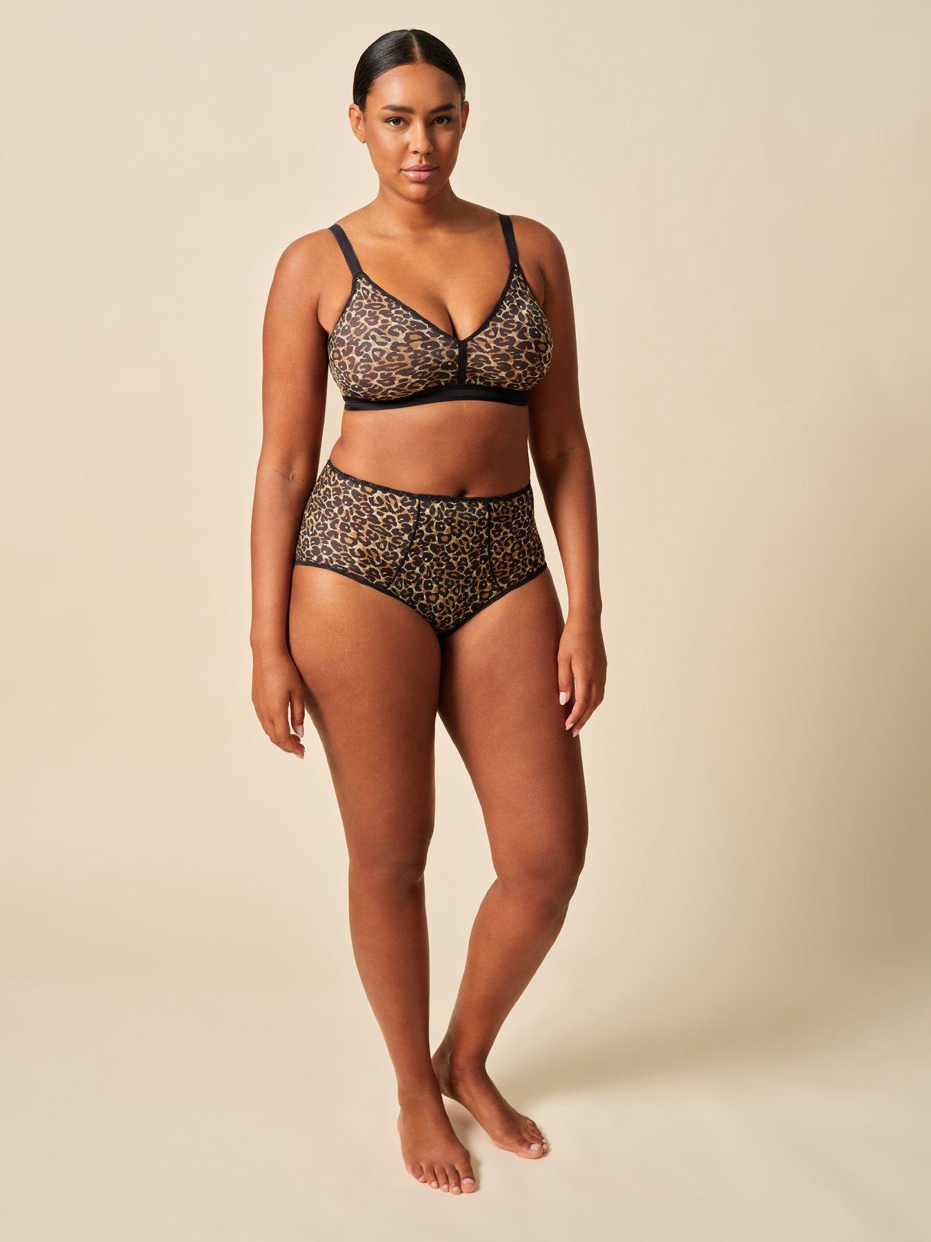 Image 4 of 6 of Gossard Glossies Leopard Deep Brief