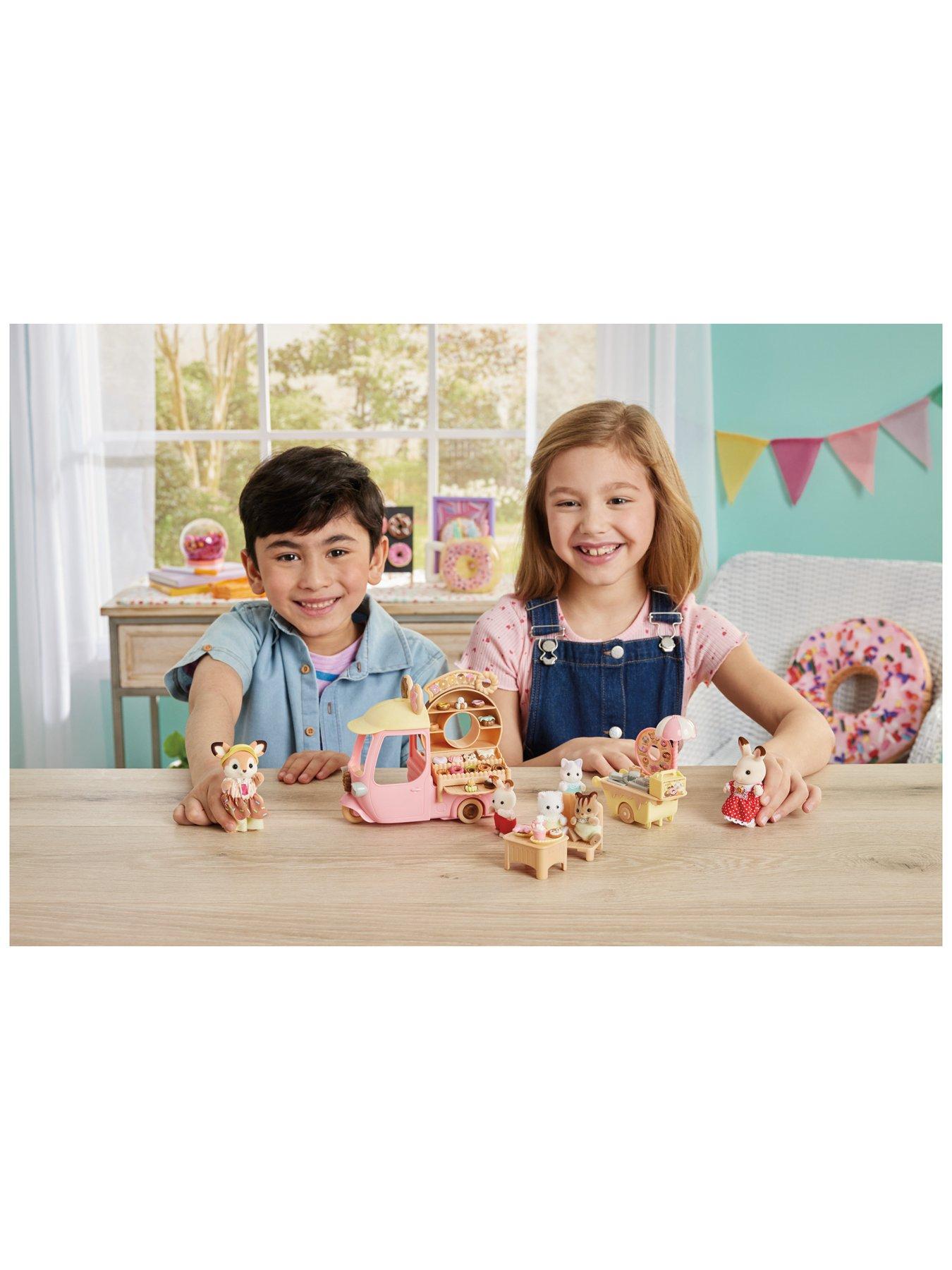 Image 5 of 6 of Sylvanian Families Dip Dip Donuts Wagon