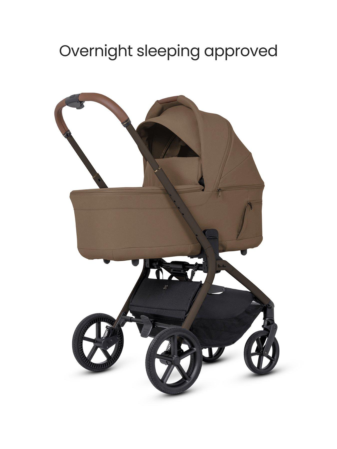 Image 2 of 7 of Silver Cross Breez Infant Carrier Bundle - Maple