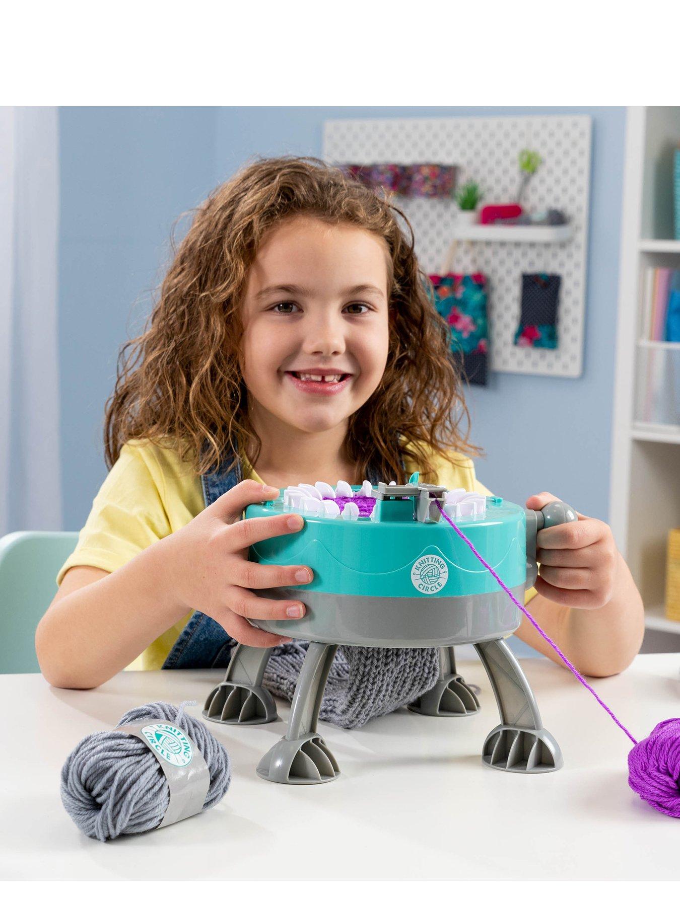 Knitting Circle Knitting Station