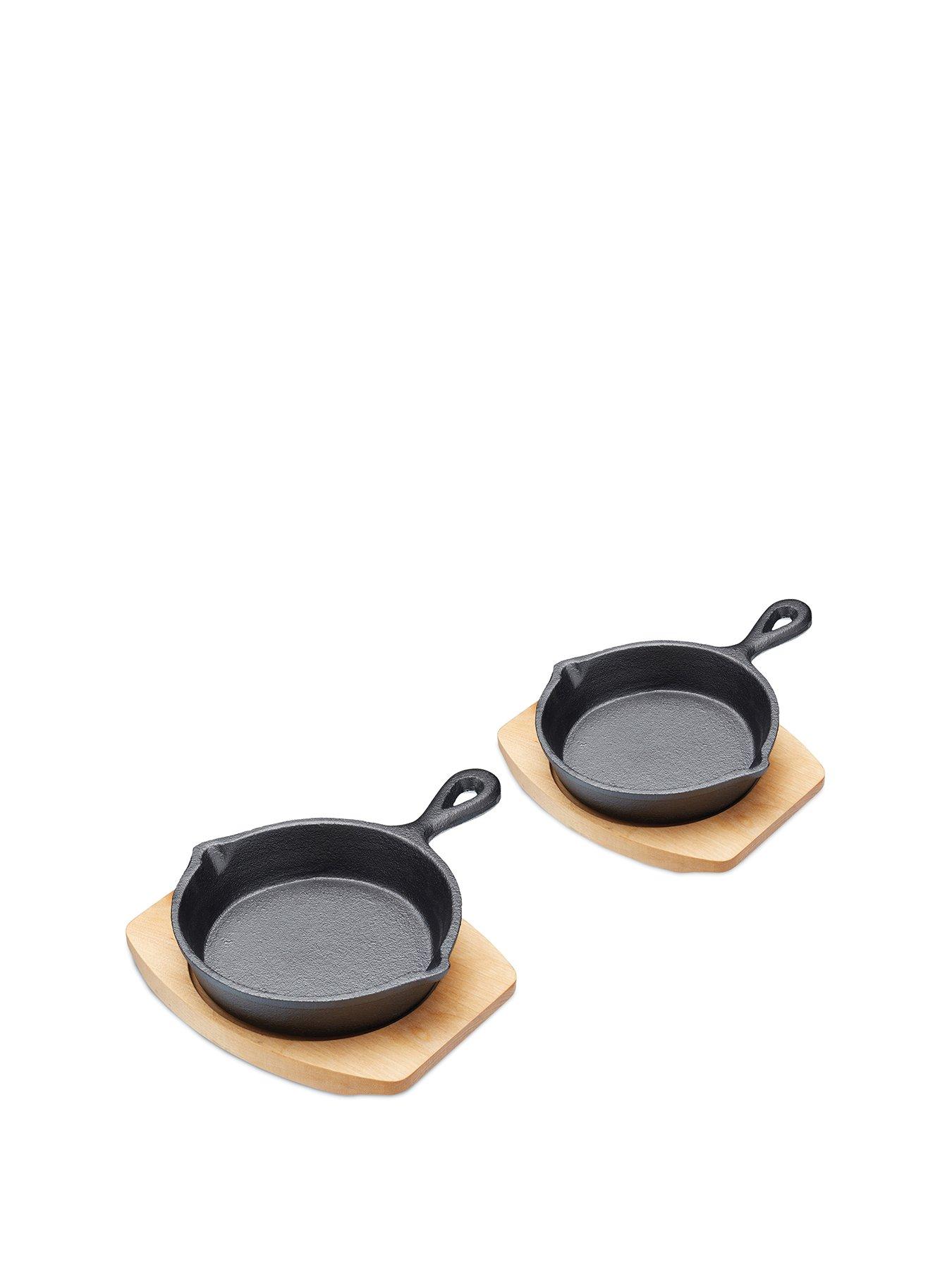 Artesa Small Cast Iron Frying Pans with Boards - Set of 2
