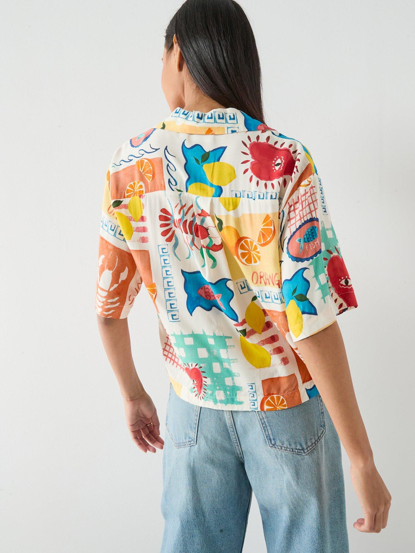 Image 2 of 5 of PIECES Pcklarisa Short Sleeve Shirt - White