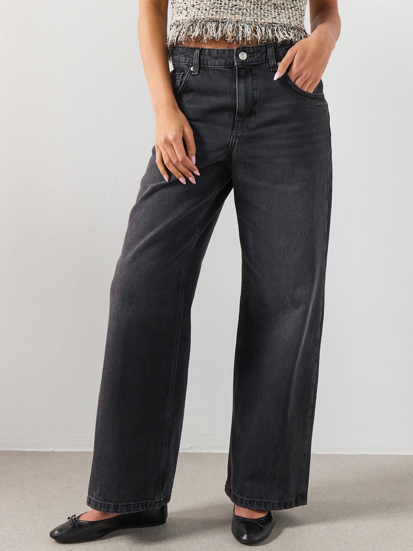 Image 1 of 6 of Mango Mid-Rise Straight Jeans - Black