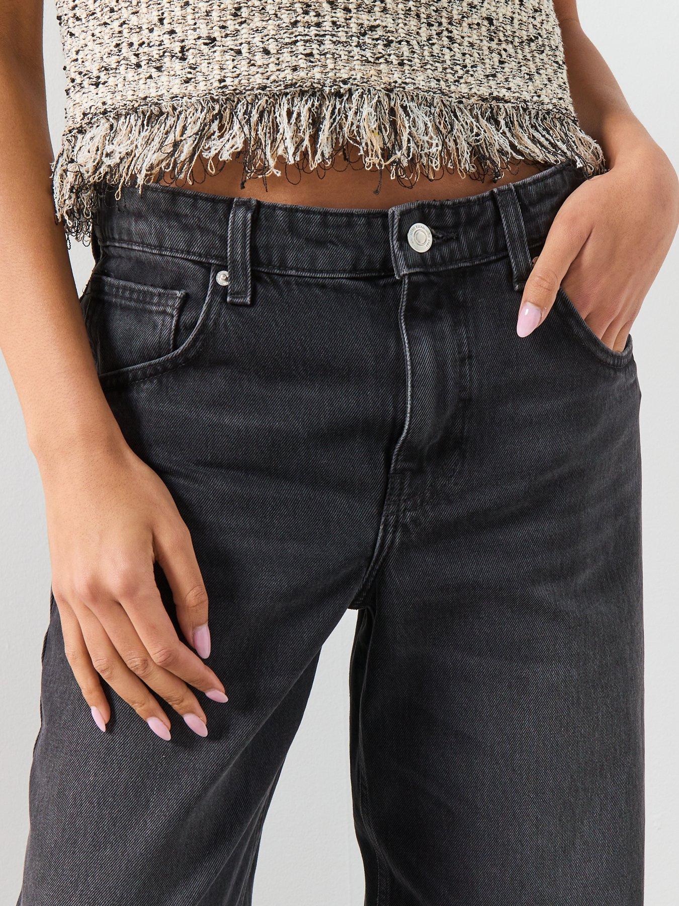 Image 4 of 6 of Mango Mid-Rise Straight Jeans - Black