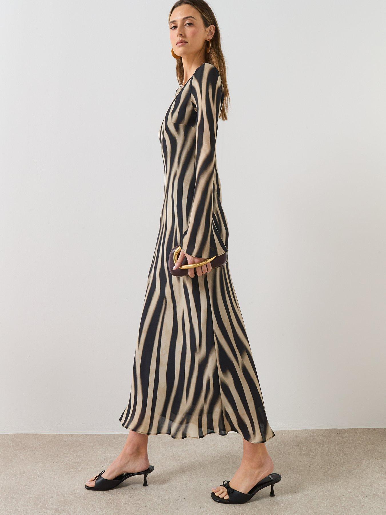 Image 5 of 6 of Mango A-line Animal-Print Dress - Black