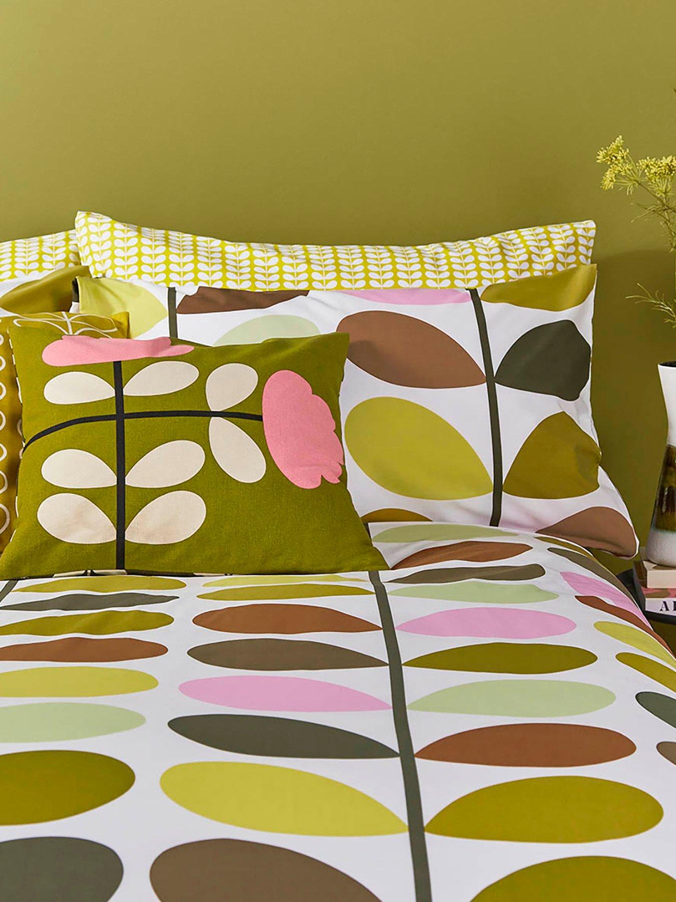 Image 3 of 4 of Orla Kiely Multi Stem 100% Cotton Spring Quilt Set