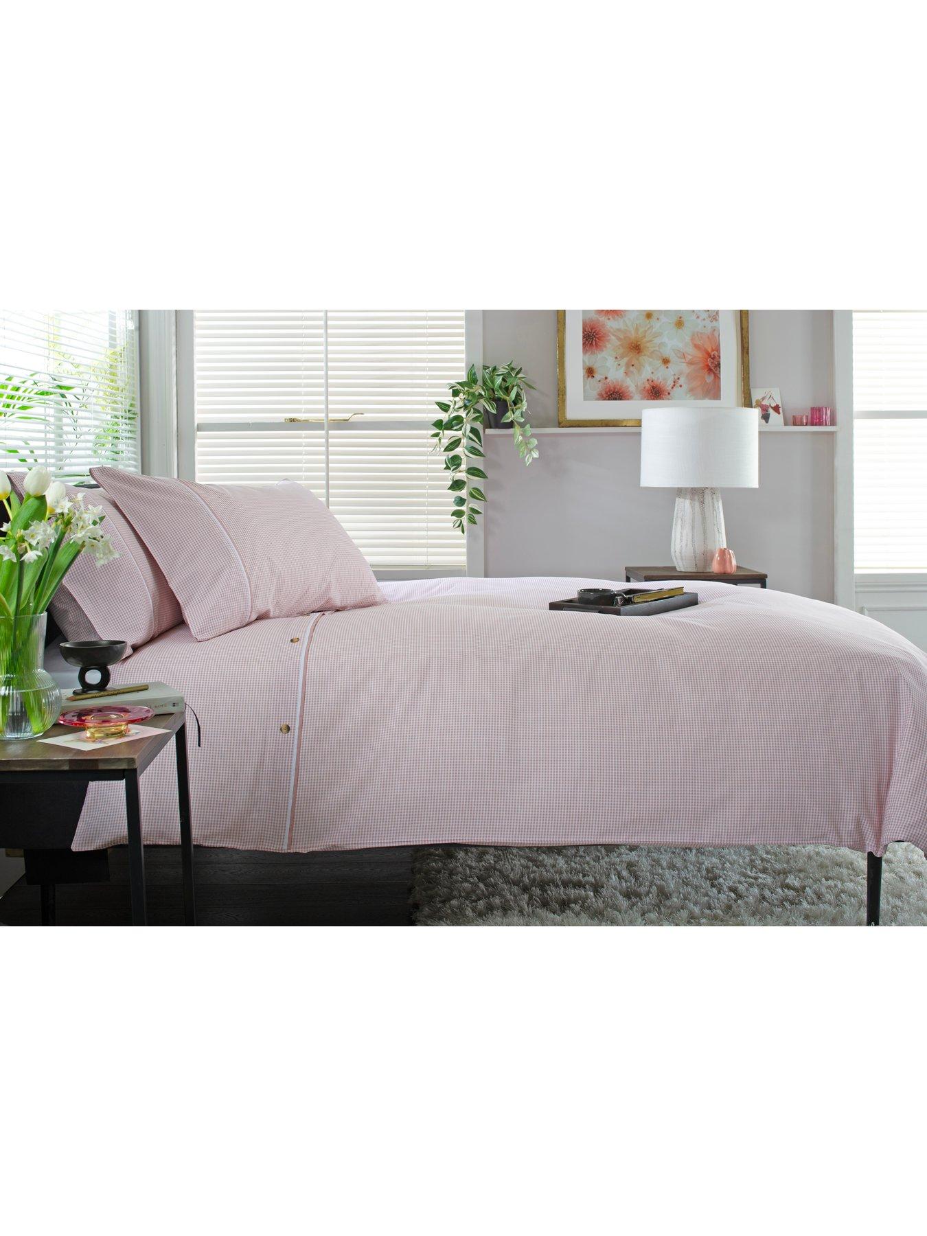 Image 4 of 6 of The Lyndon Co TLC Gingham 100% Cotton Duvet Set Rose/White