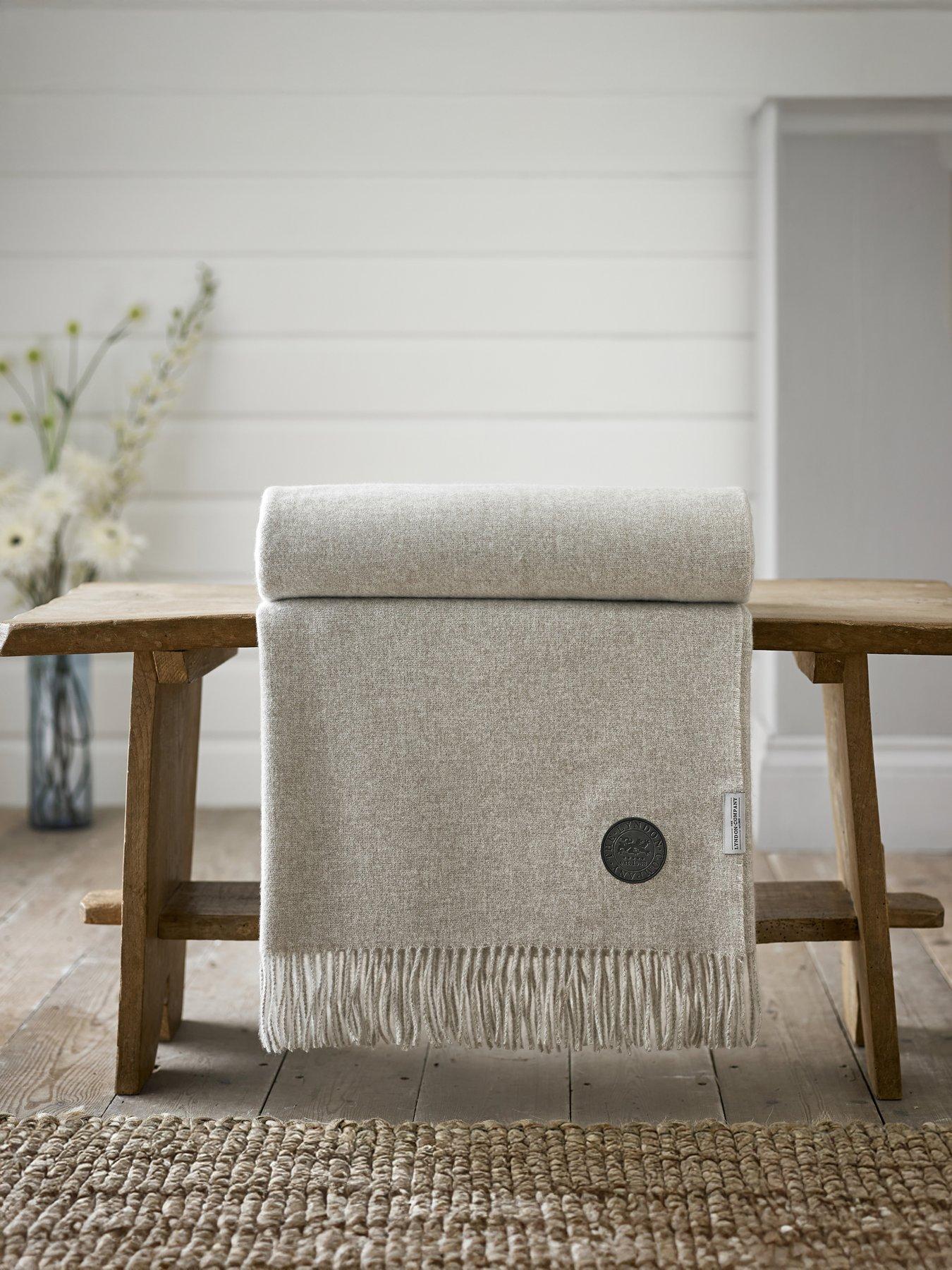 The Lyndon Co Tlc Arthington Throw 130x180cm 2026 - Natural