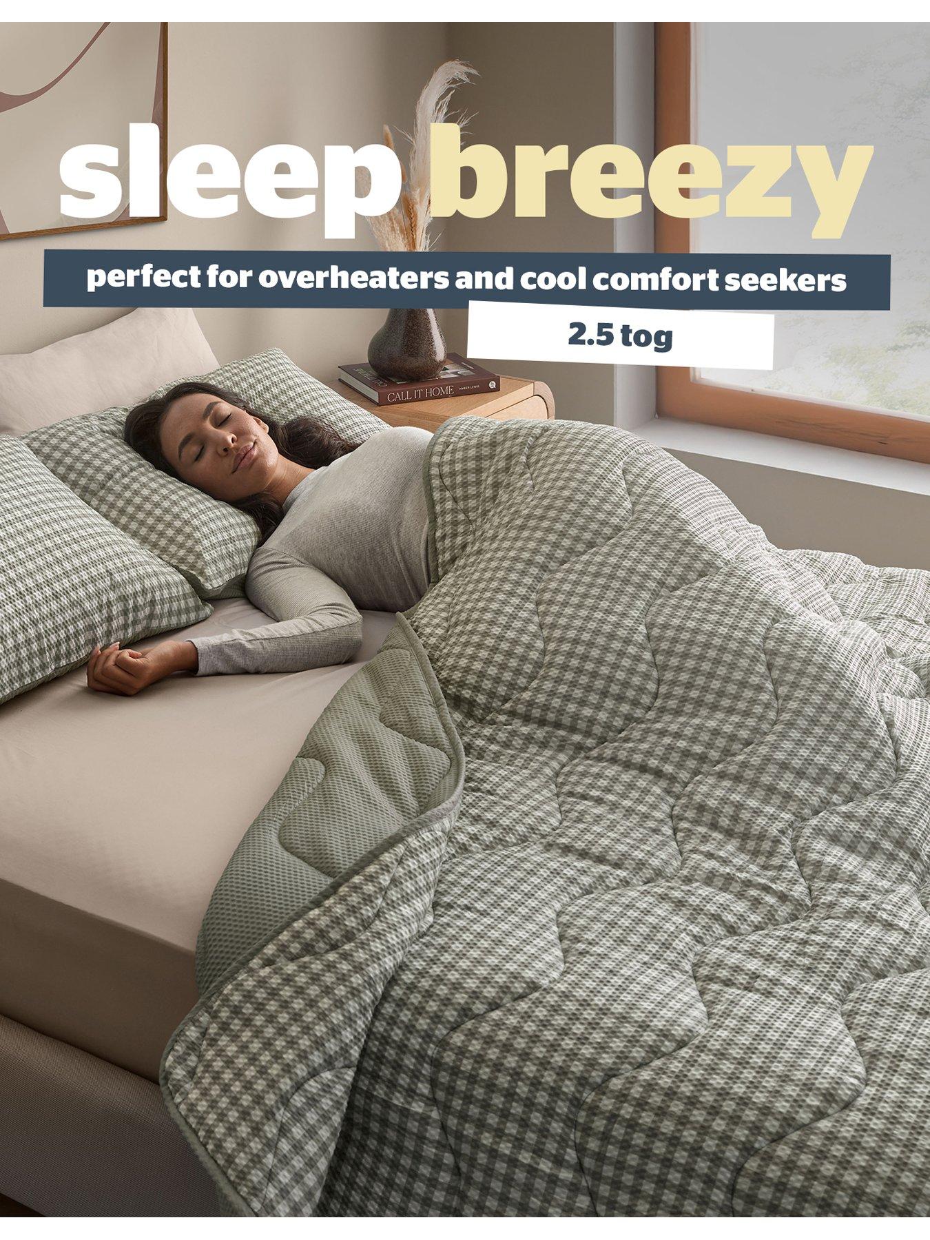 Image 4 of 7 of Silentnight Coverless Duvet 2.5 Tog - Sage Gingham