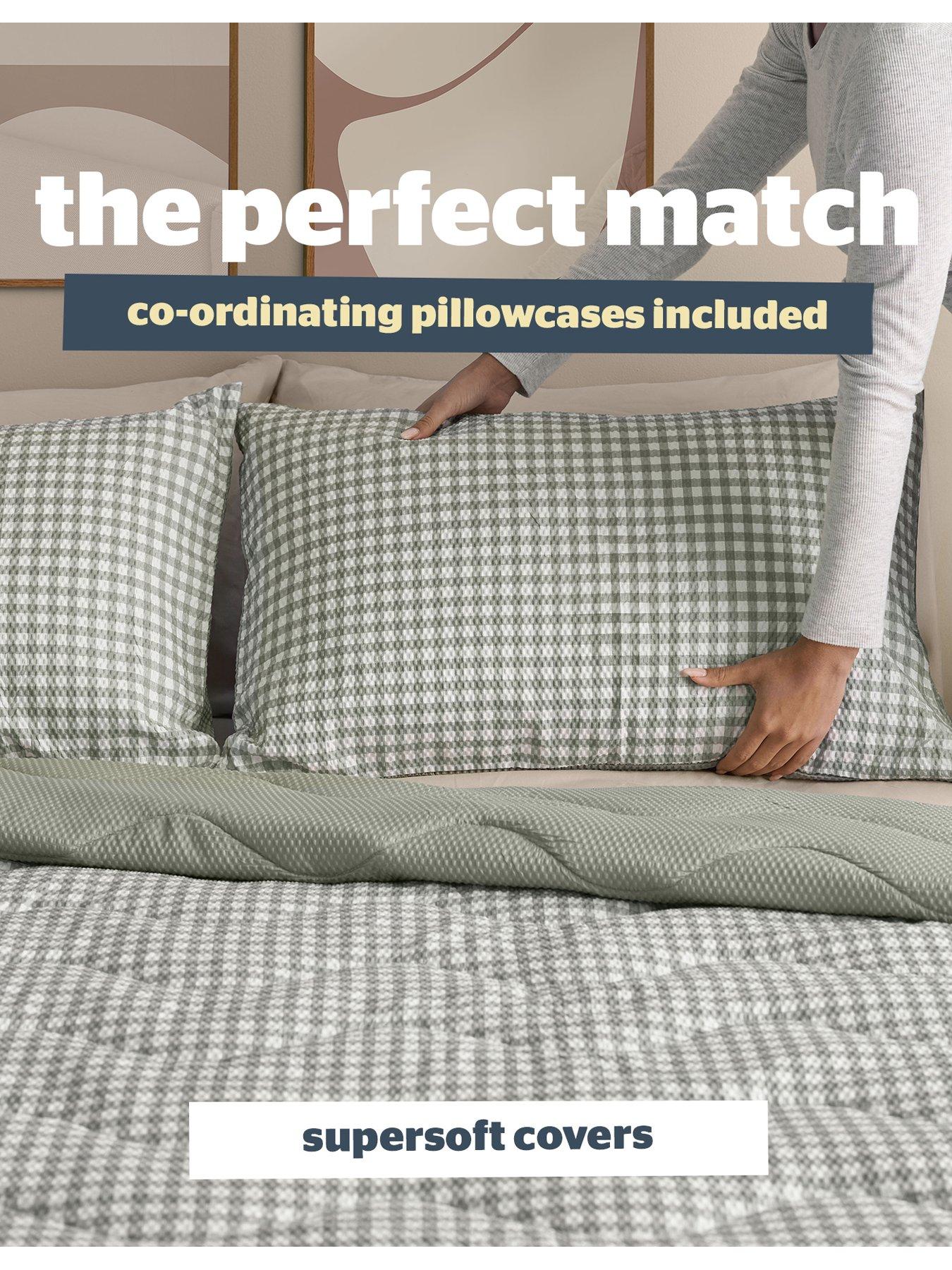 Image 5 of 7 of Silentnight Coverless Duvet 2.5 Tog - Sage Gingham
