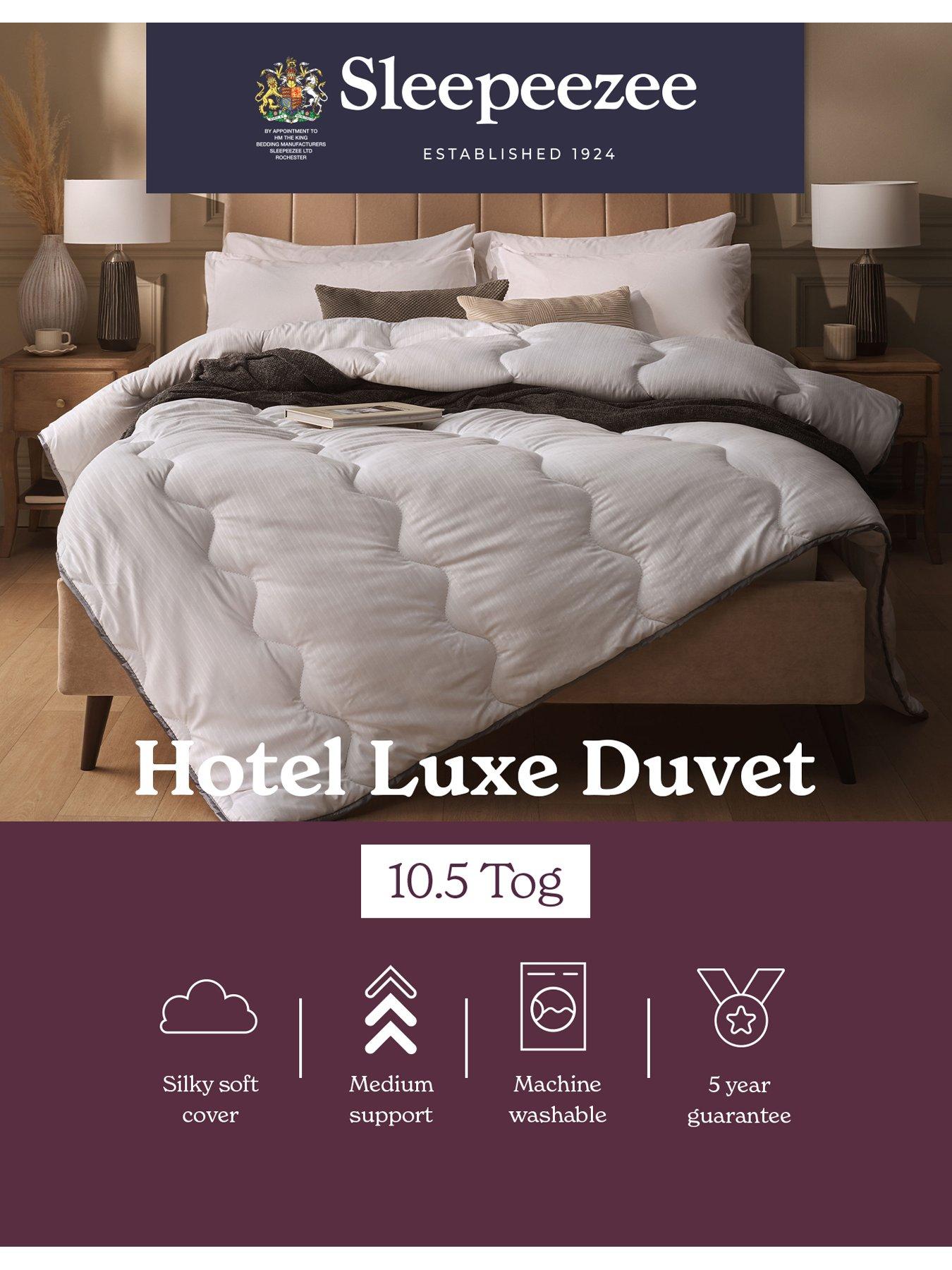 Image 7 of 7 of Sleepeezee Hotel Luxe 10.5 Tog Duvet