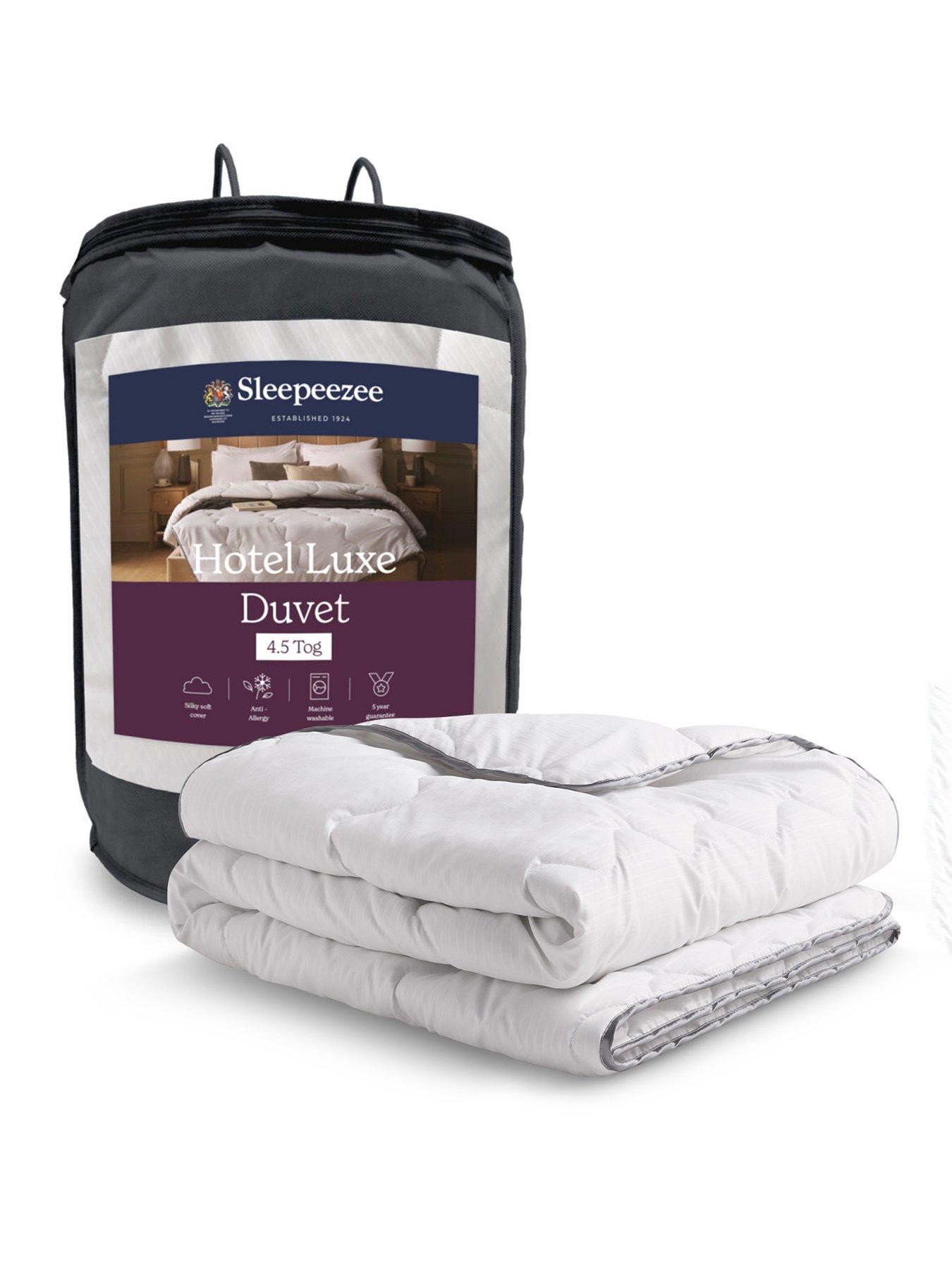 Sleepeezee Cooling Summer Hotel Luxe 4.5 Tog Duvet