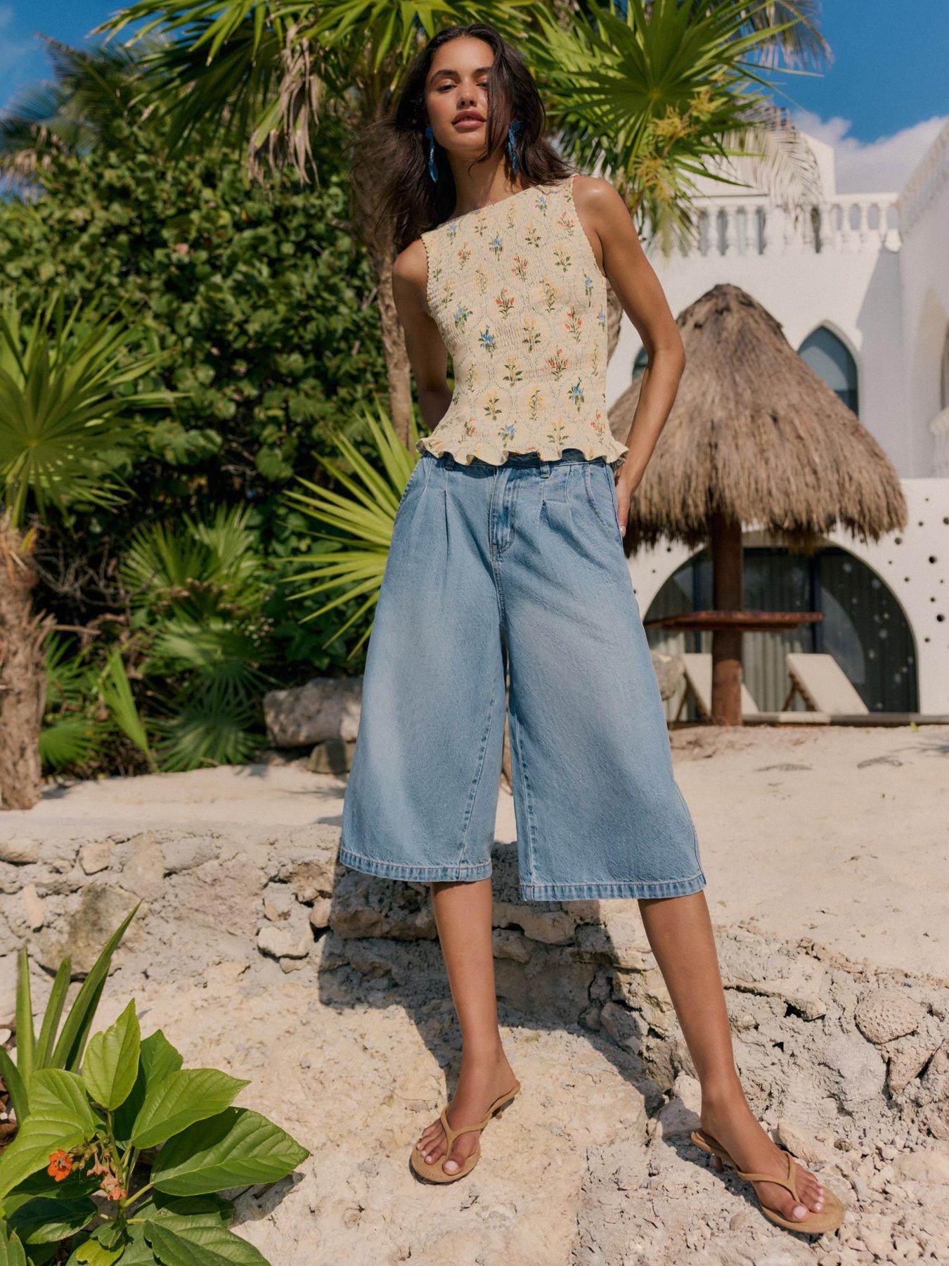 Image 2 of 5 of Friends Like These Crinkle Button Print Top