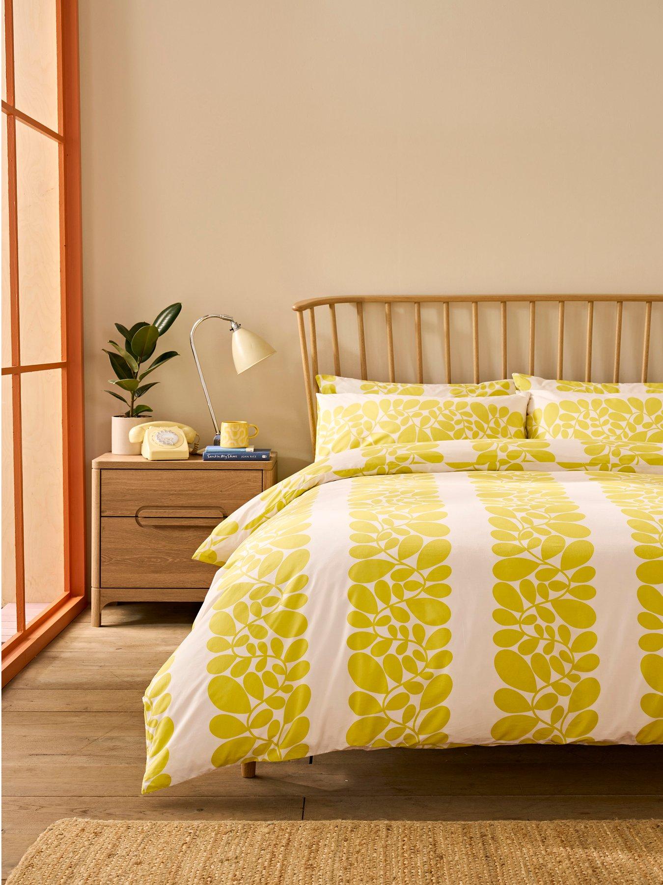 Orla Kiely Sycamore Stripe 100% Cotton Yellow Double Quilt Set 200Cm X 200Cm