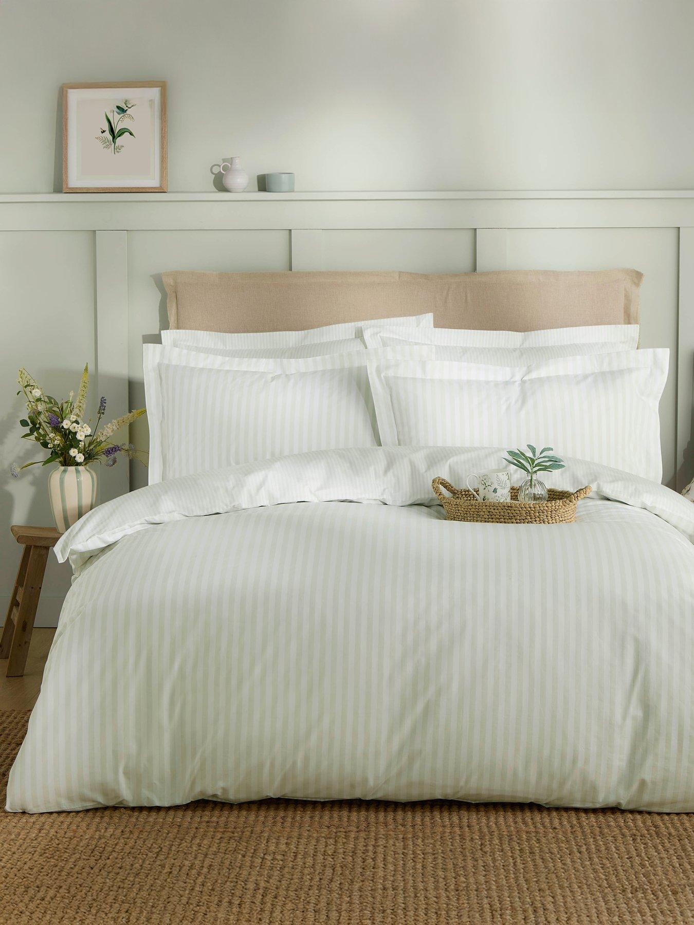 Sophie Allport Uppingham Stripe 100% Cotton Mint Green Quilt Set