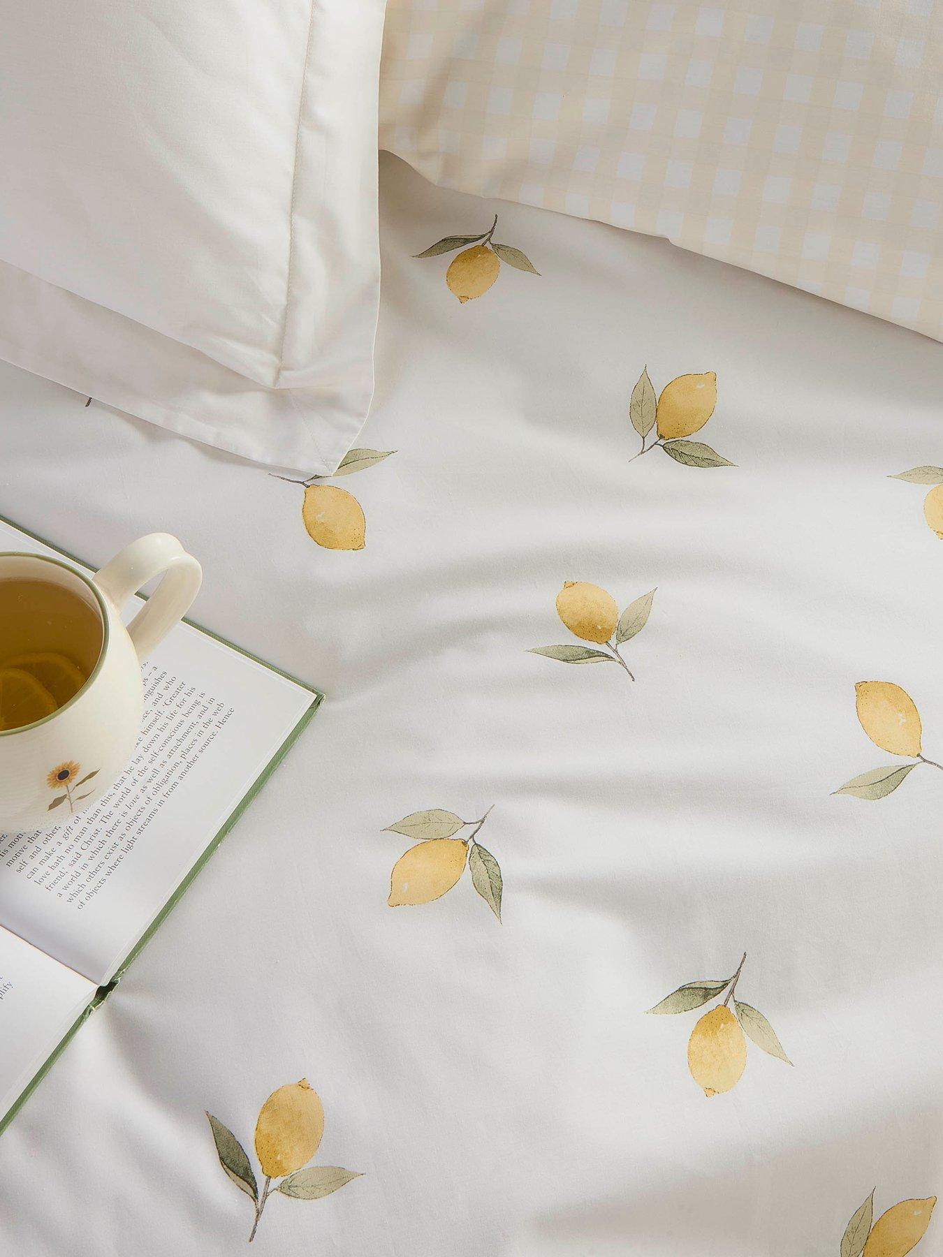 Image 4 of 6 of Sophie Allport Lemons 100% Cotton White Yellow Quilt Set