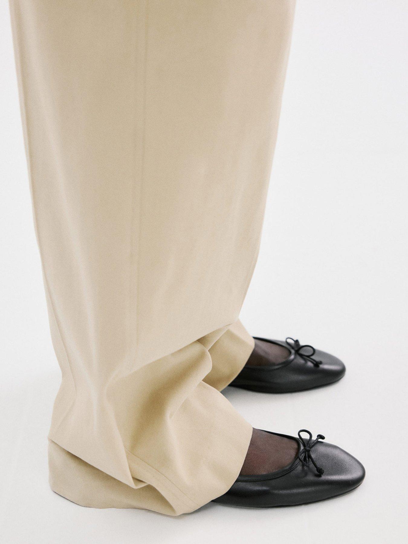 Image 6 of 6 of Mango Leather Ballet Flats With Bow - Black